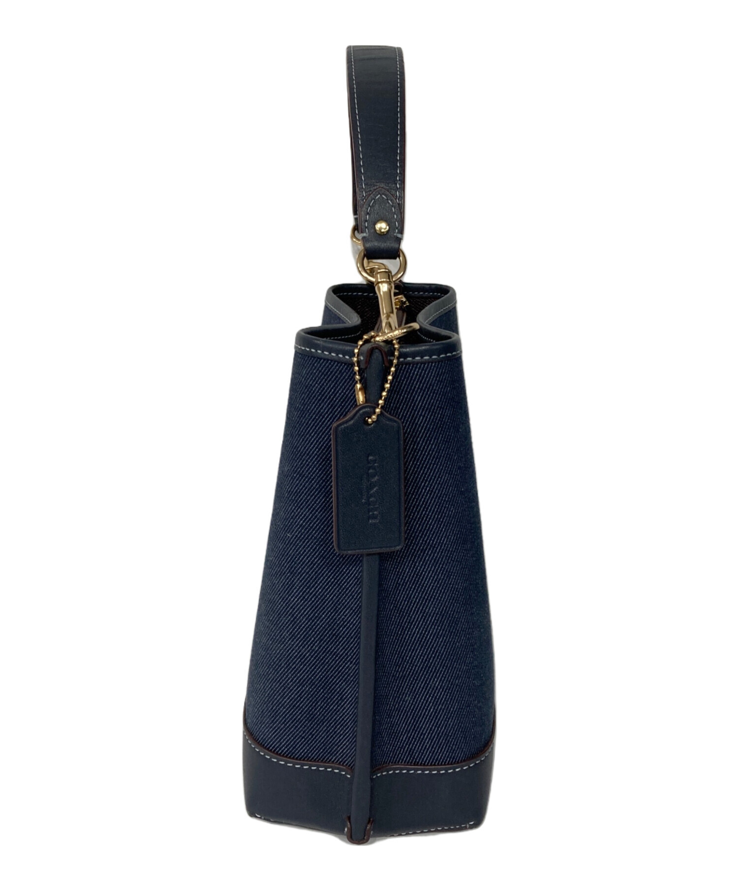 中古・古着通販】COACH (コーチ) モリーバケットショルダー 中古・古着通販】COACH (コーチ) モリーバケットショルダー