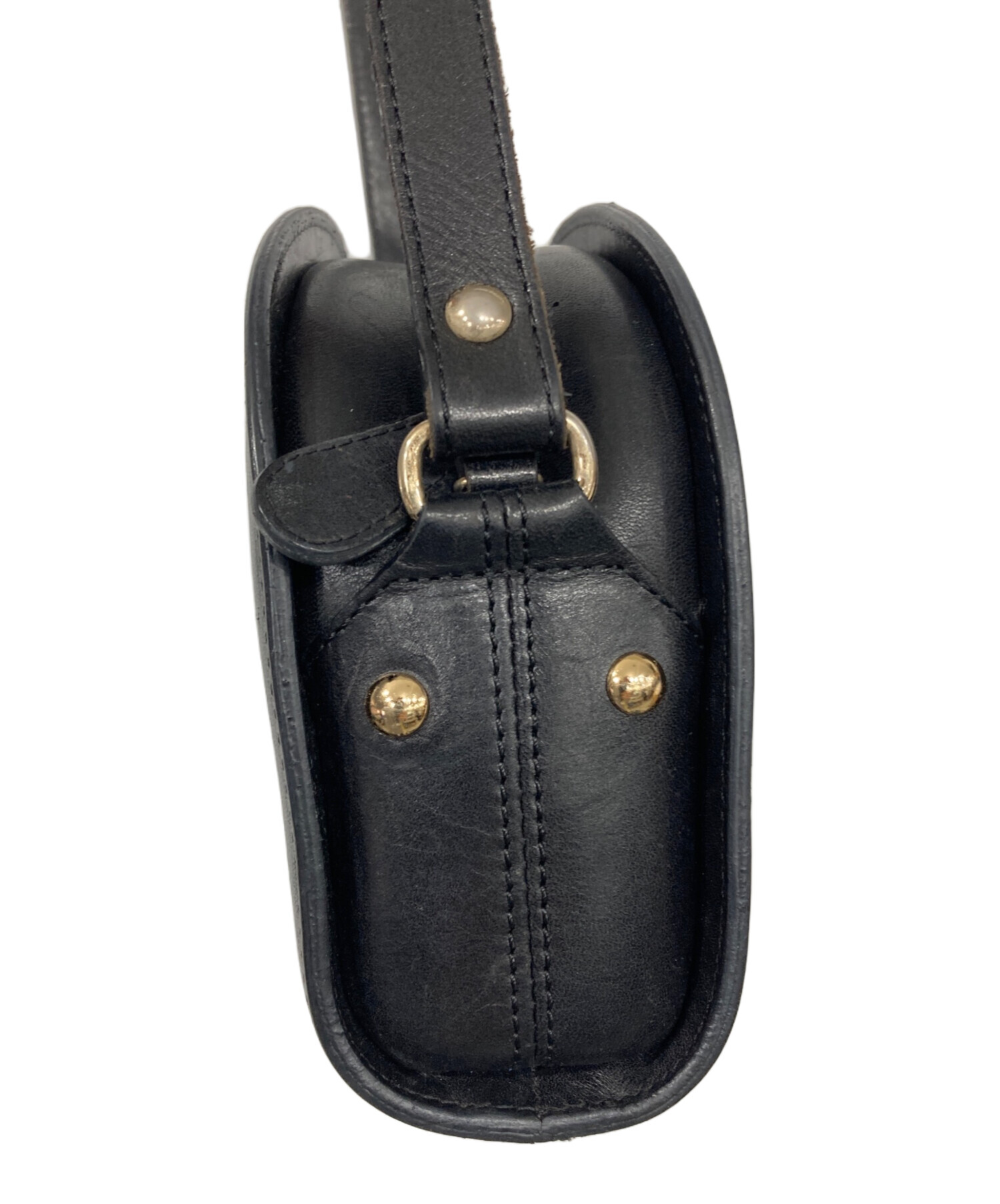 A.P.C. ブラック ショルダーバッグ A.P.C.（アーペーセー） バッグ ショルダーバッグ レディース サラ 斜