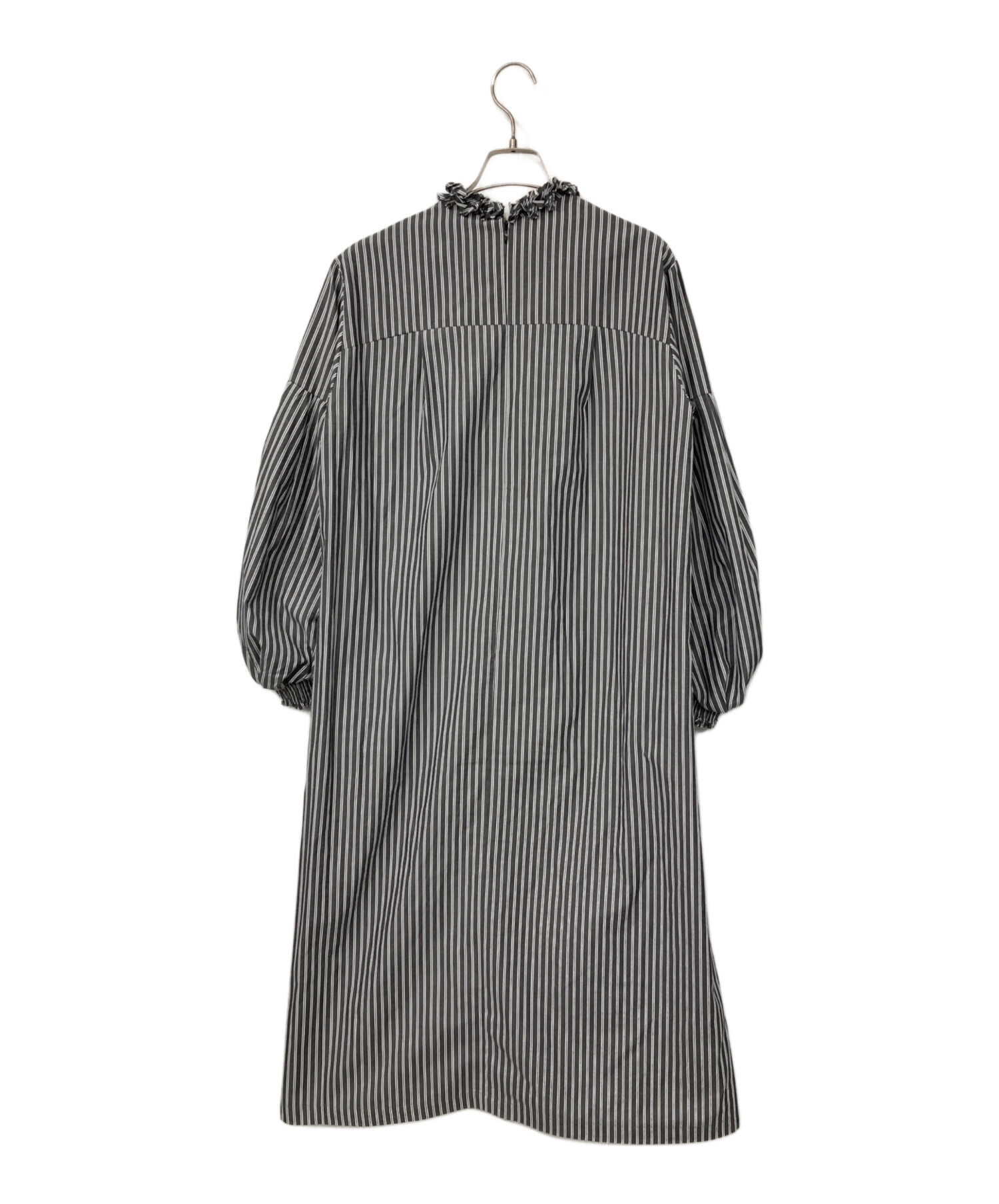 中古・古着通販】MARILYN MOON (マリリンムーン) タックフリル
