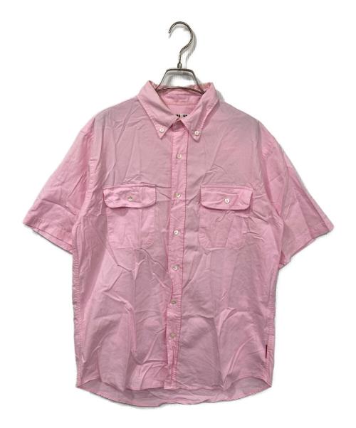 GOODENOUGH（グッドイナフ） ストライプシャツ M 背面ピンクプリント 中古・古着通販】GOODENOUGH (グッドイナフ) 半袖シャツ ピンク サイズ