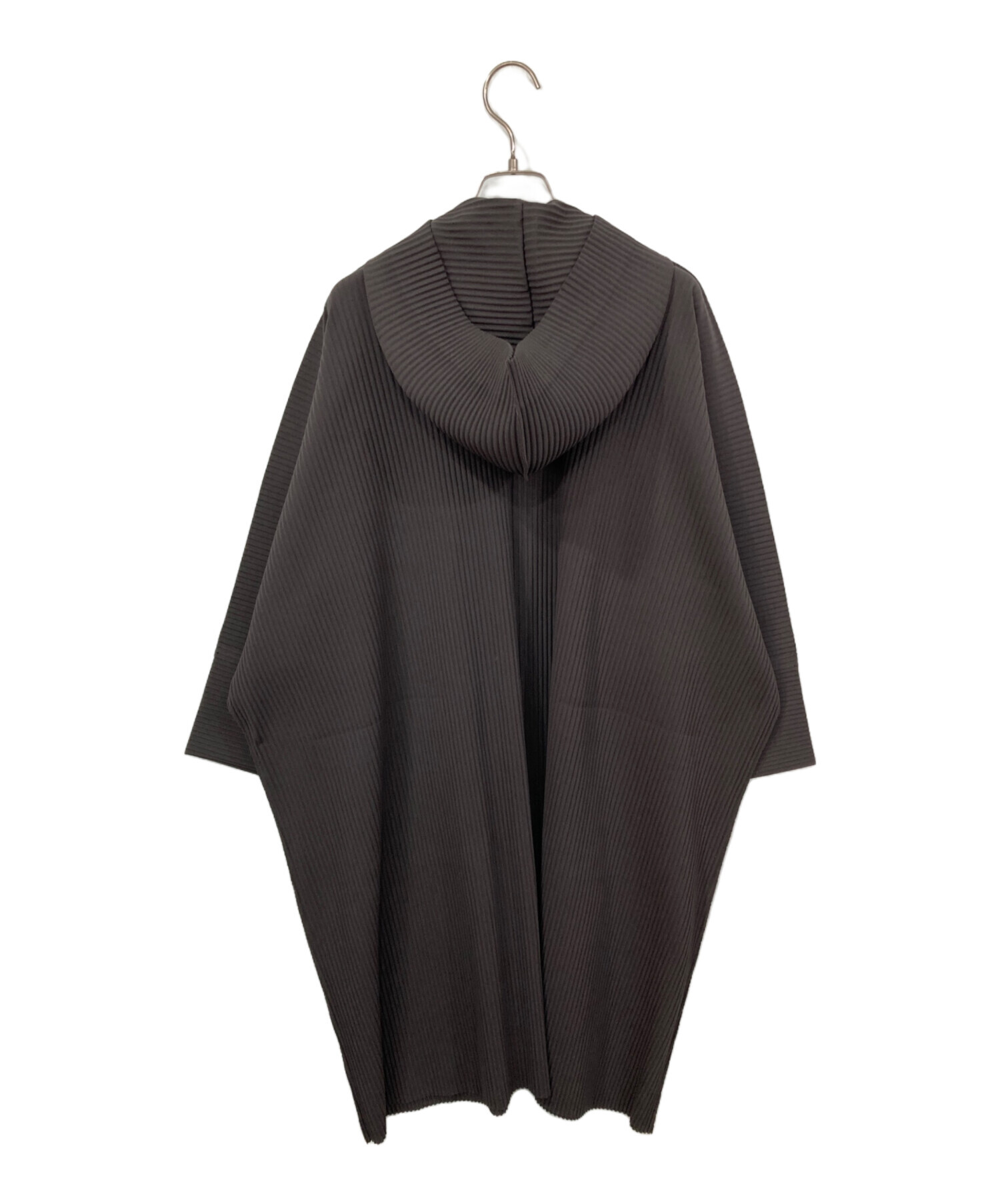 【美品】ISSEY MIYAKE me プリーツ フード付きロングジャケット 中古・古着通販】me ISSEY MIYAKE (ミーイッセイ ミヤケ) プリーツ加工