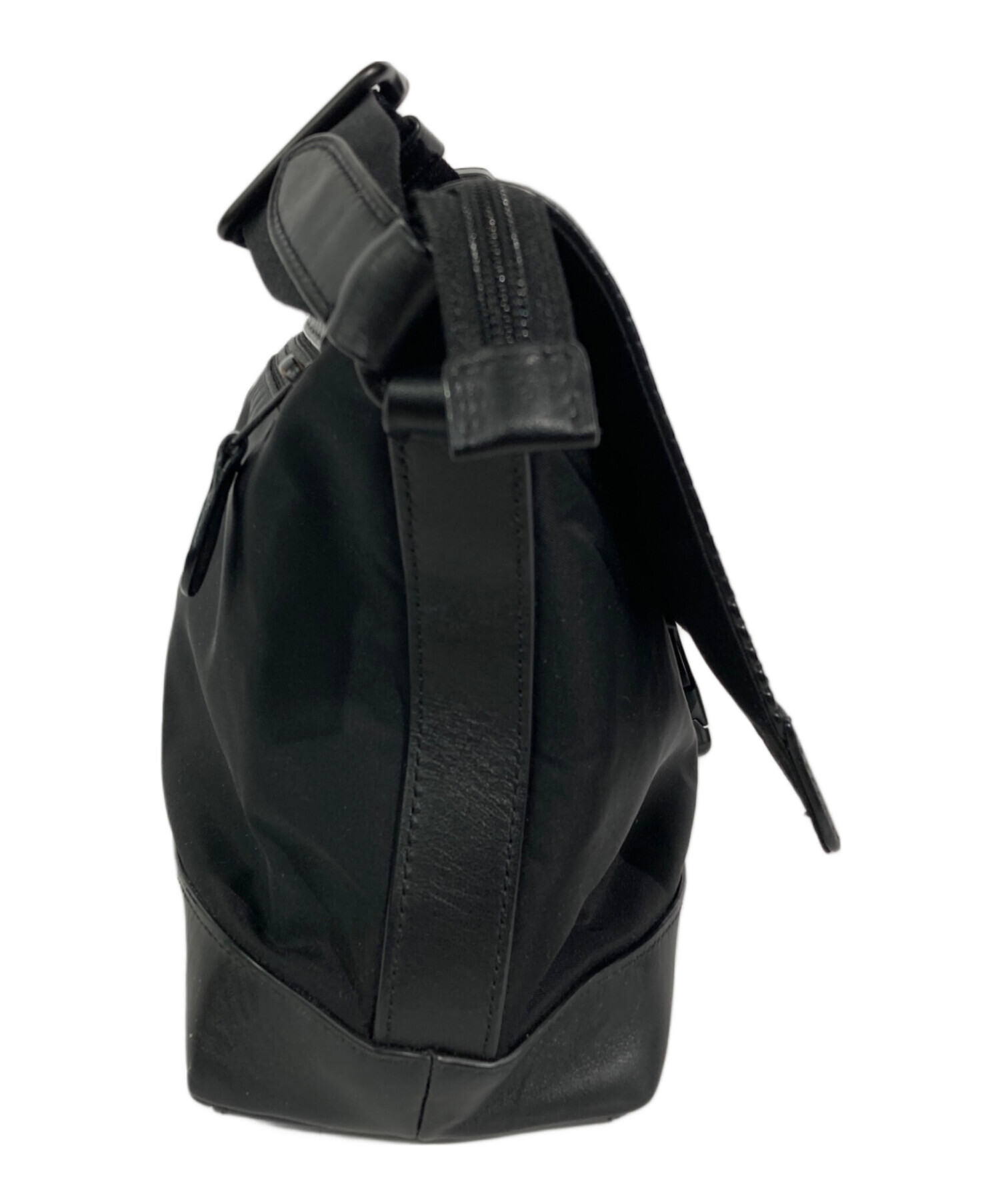 阿*2様 【長期保管中古】 COACH ショルダーバッグ ブラック コーチ 黒 中古・古着通販】COACH (コーチ) ショルダーバッグ ブラック｜ブランド