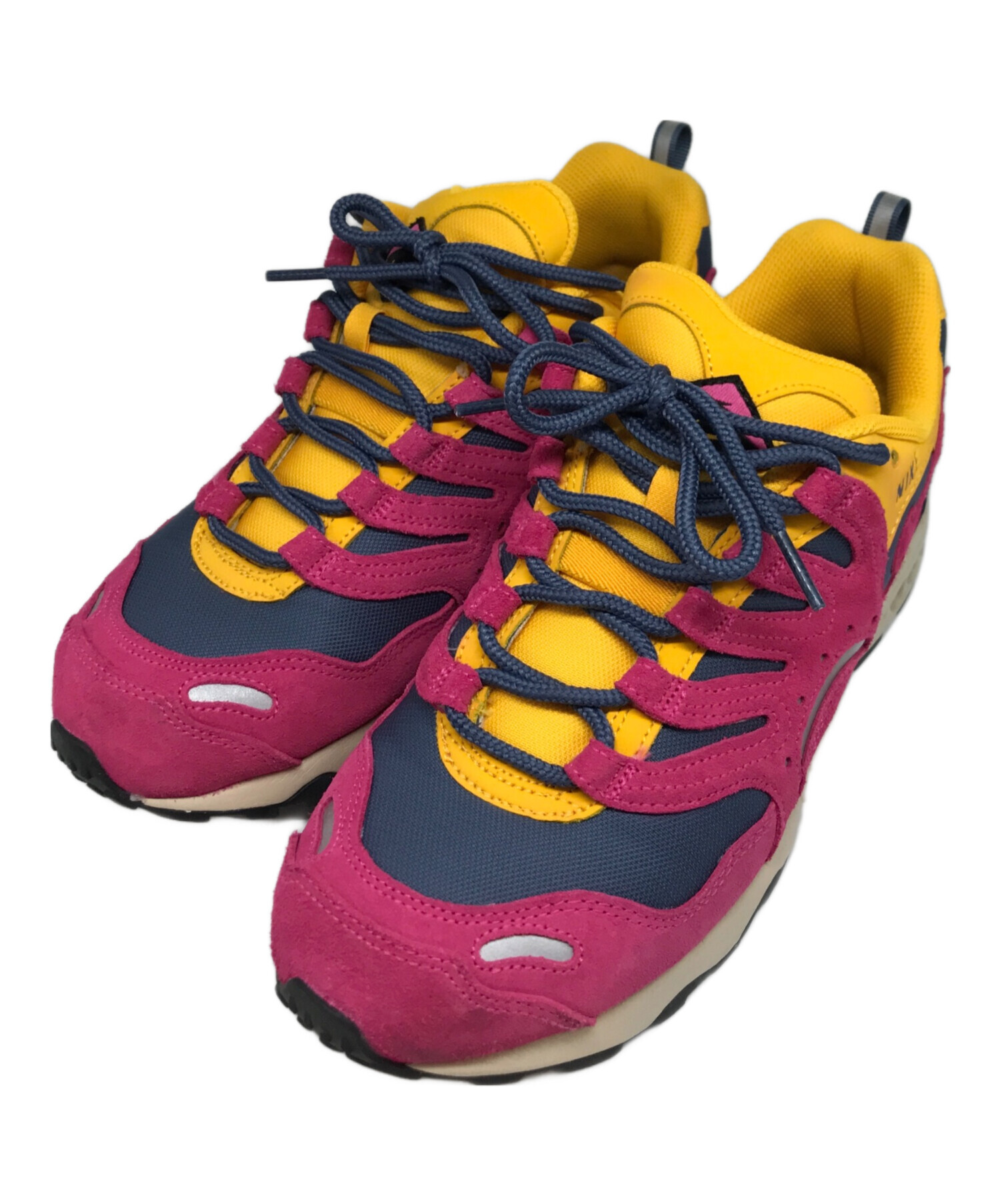 中古・古着通販】NIKE (ナイキ) Air Terra Humara スニーカー ピンク 