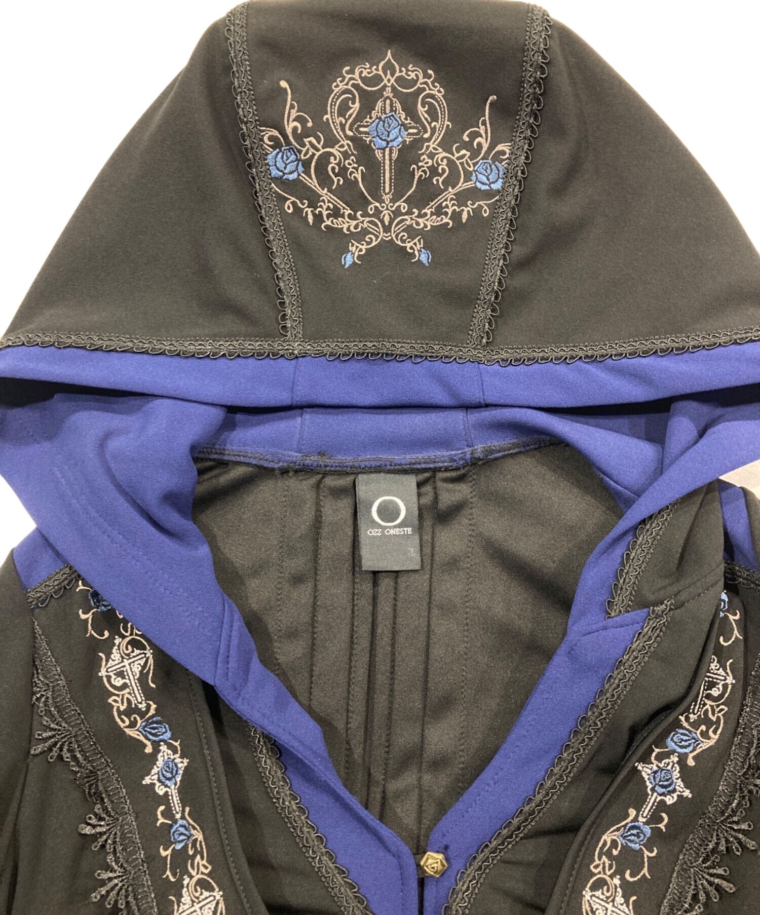 中古・古着通販】OZZONESTE (オッズオネスト) 薔薇刺繍 フード付き
