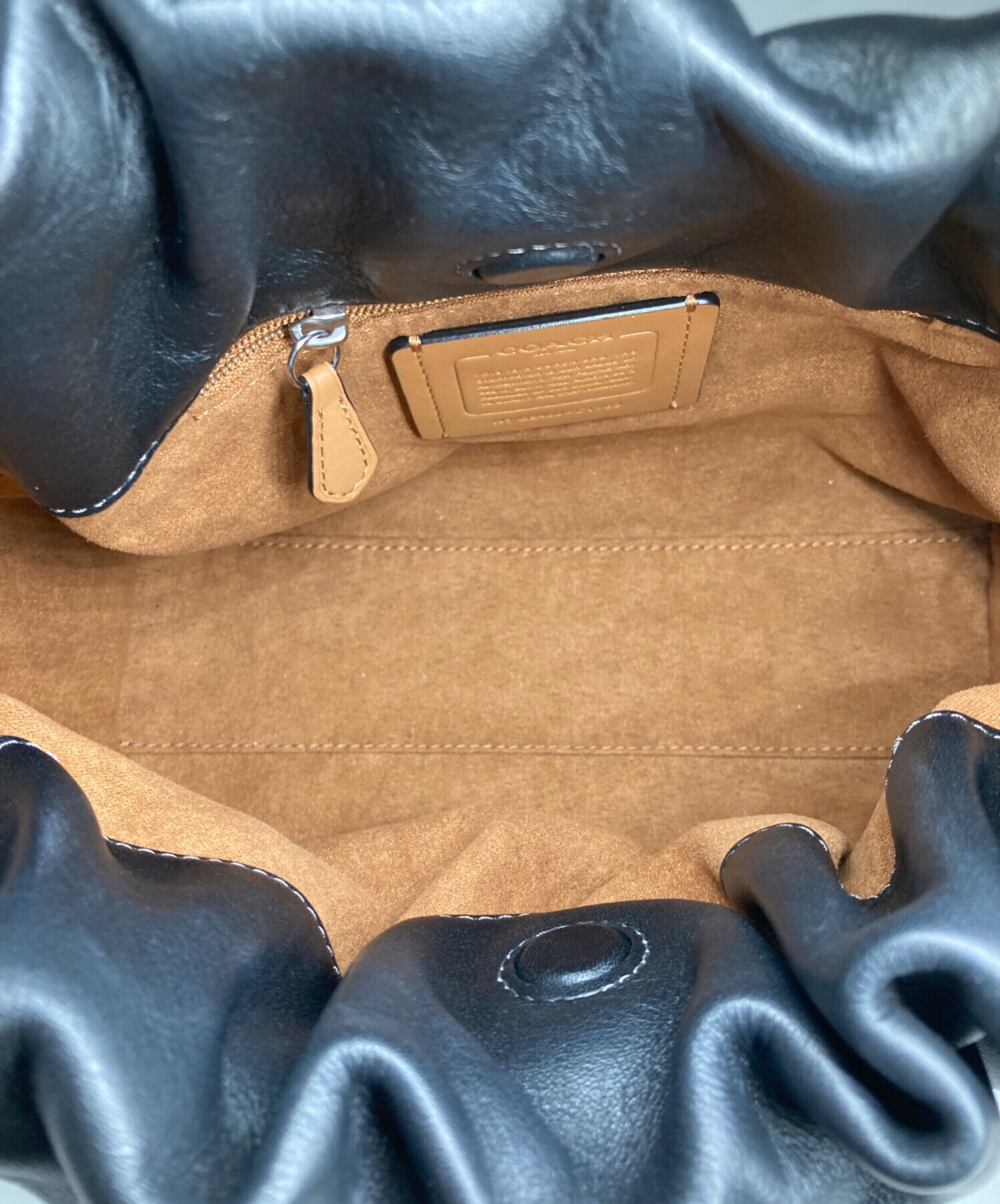 中古・古着通販】COACH (コーチ) フェイ ドローストリング バッグ
