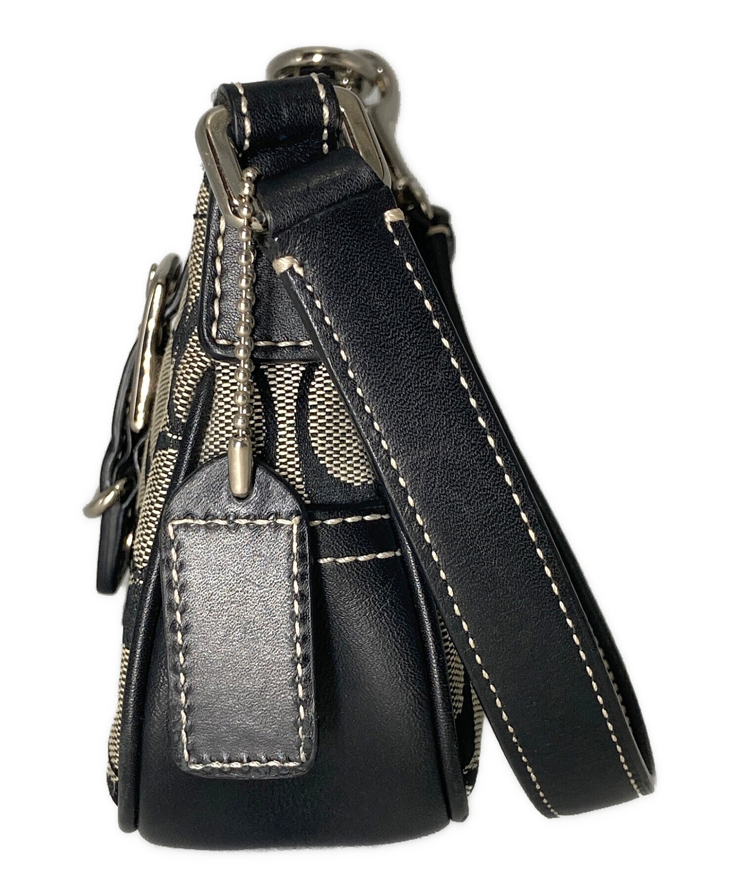 Old coach 手提げバッグ　ミニポーチ　シグネチャー　ハンドバッグ 中古・古着通販】COACH (コーチ) シグネチャー ミニハンドバッグ