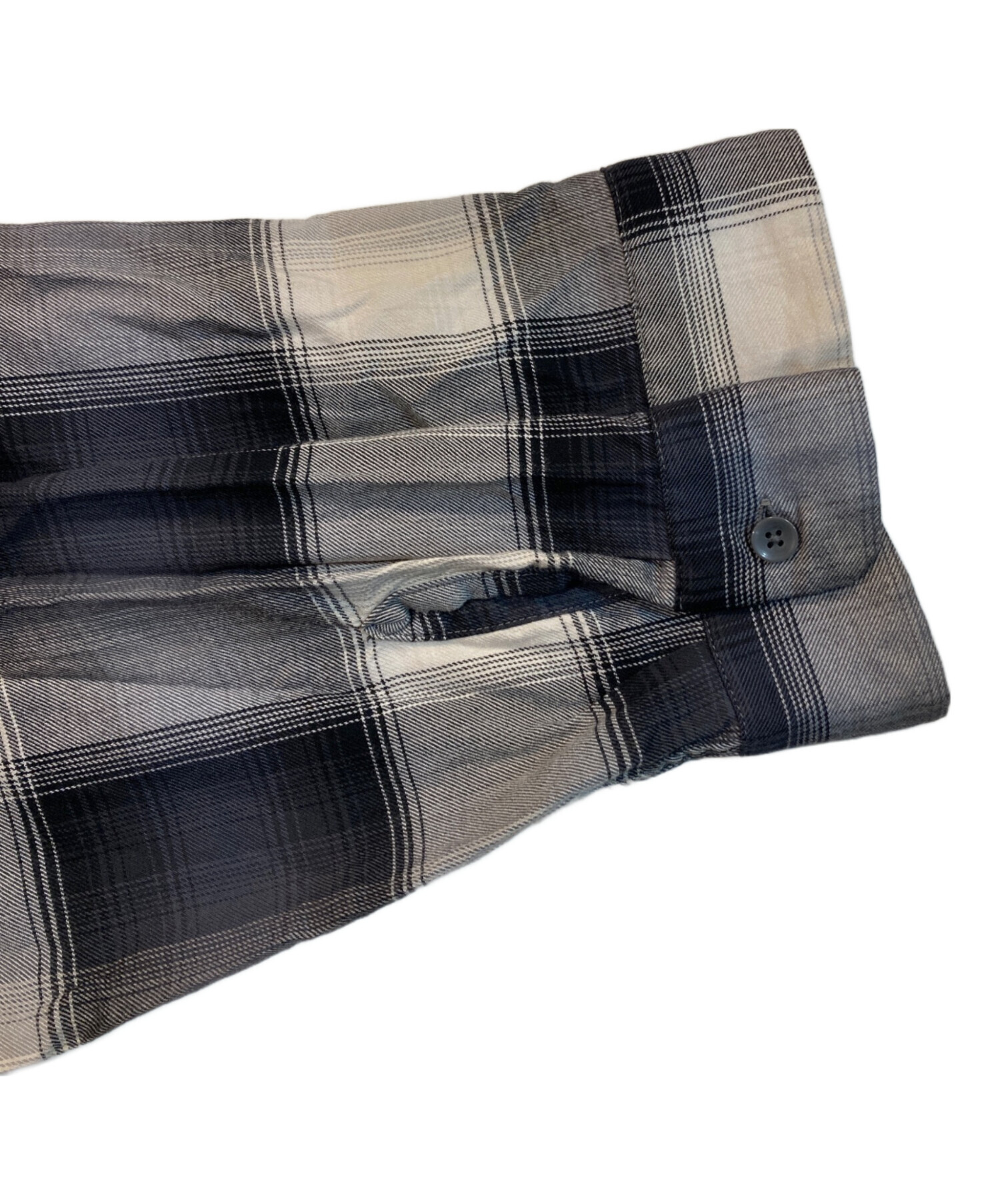 【新品タグ付き】PENDLETON ペンドルトン オンブレチェック　ブラック　M 中古・古着通販】PENDLETON (ペンドルトン) オンブレチェックシャツ