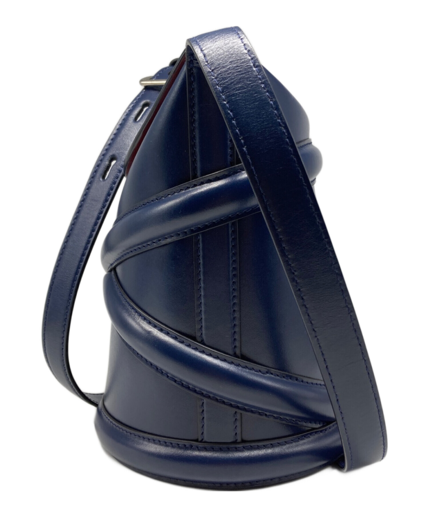 ALEXANDER McQUEEN　カットアウトレザーバッグ ALEXANDER McQUEEN カットアウトレザーバッグ