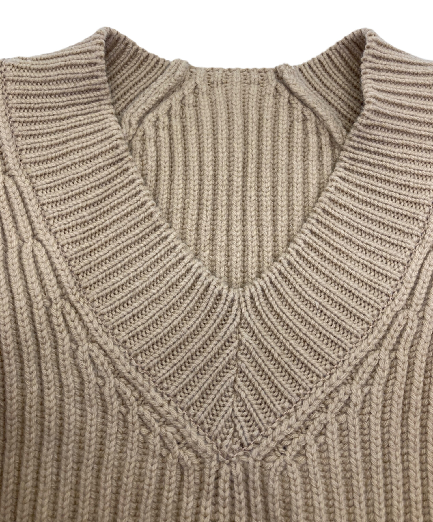 ミューズ ドゥ ドゥーズィエムクラス 23AW アゼVネックプルオーバー 中古・古着通販】MUSE de Deuxieme Classe (ミューズ ドゥーズィエム