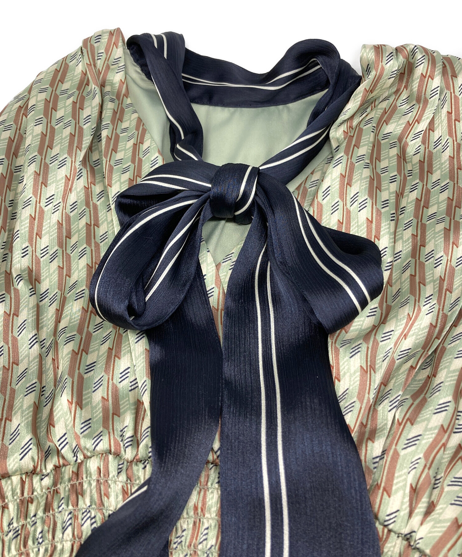 中古・古着通販】Lily Brown (リリーブラウン) バイカラー2Wayボウタイ 