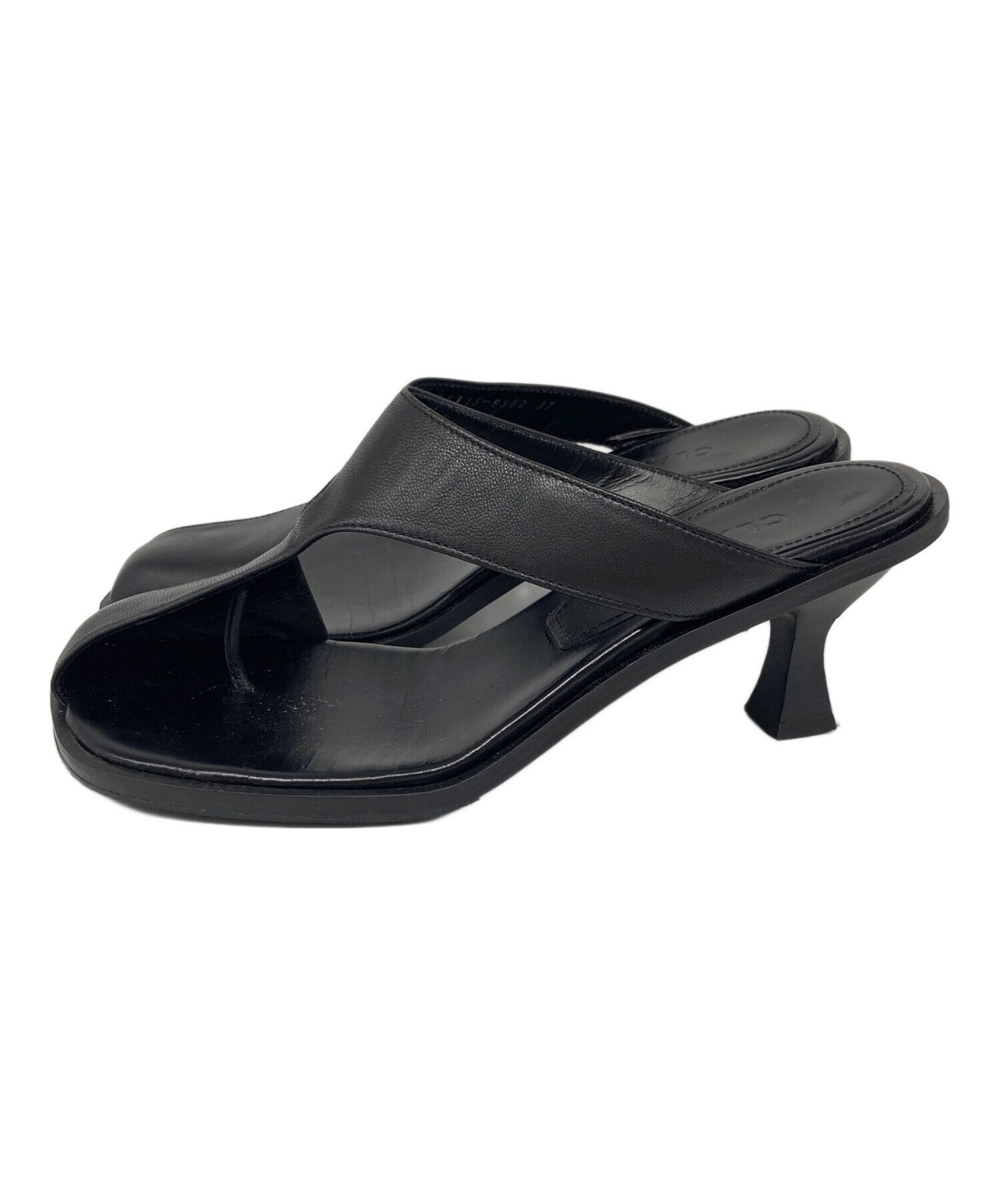 【未使用】CLANE CURVED DESIGN SANDALS サイズ38 中古・古着通販】CLANE (クラネ) CURVED DESIGN SANDALS ブラック