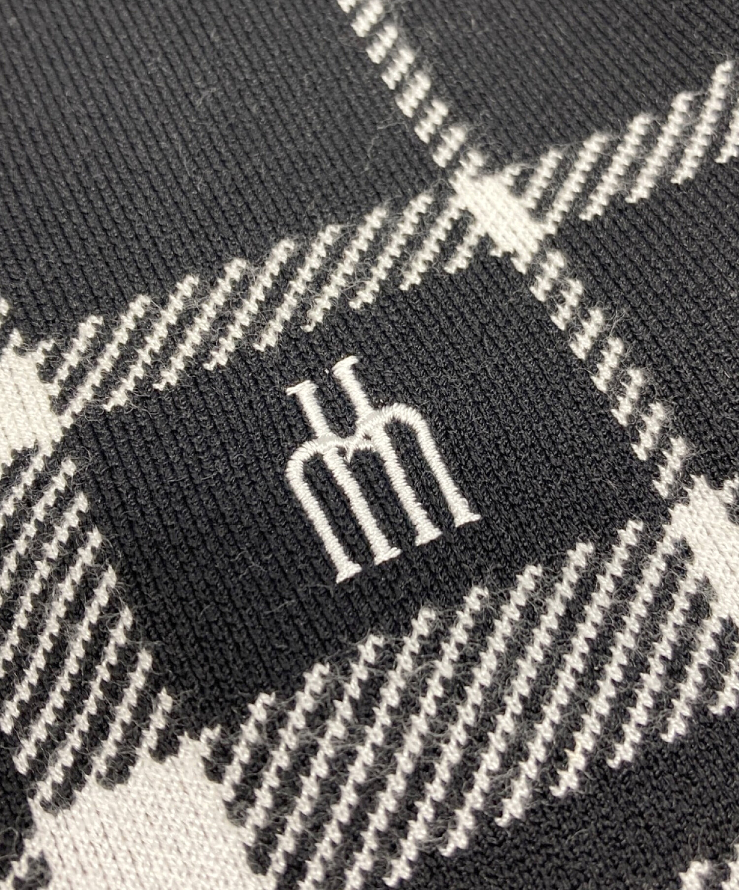 トップス herlipto Trois Logo Knit Hoodie 中古・古着通販】HER LIP TO (ハーリップトゥ) Trois Logo Knit Mini