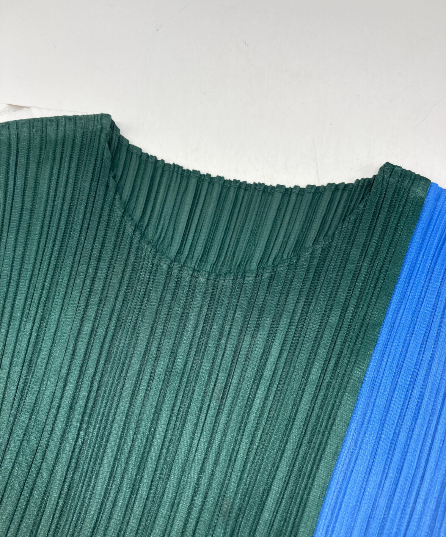 PLEATS PLEASE プリーツプリーズ プリーツワンピース グリーン 中古・古着通販】PLEATS PLEASE (プリーツプリーズ) プリーツ