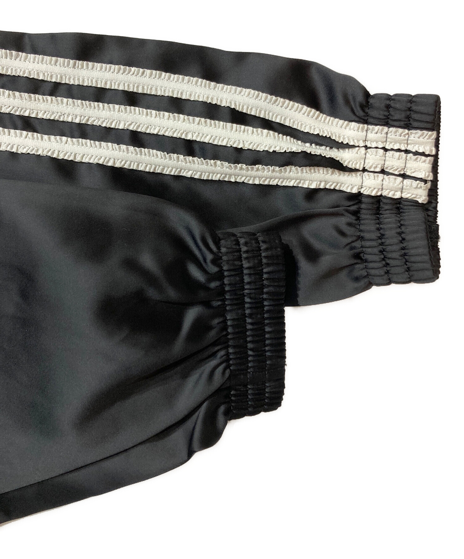 新品　 サテンファイヤーバード フリルトラックトップ黒　Mアディダス 中古・古着通販】adidas (アディダス) フリルラインサテン ファイヤー
