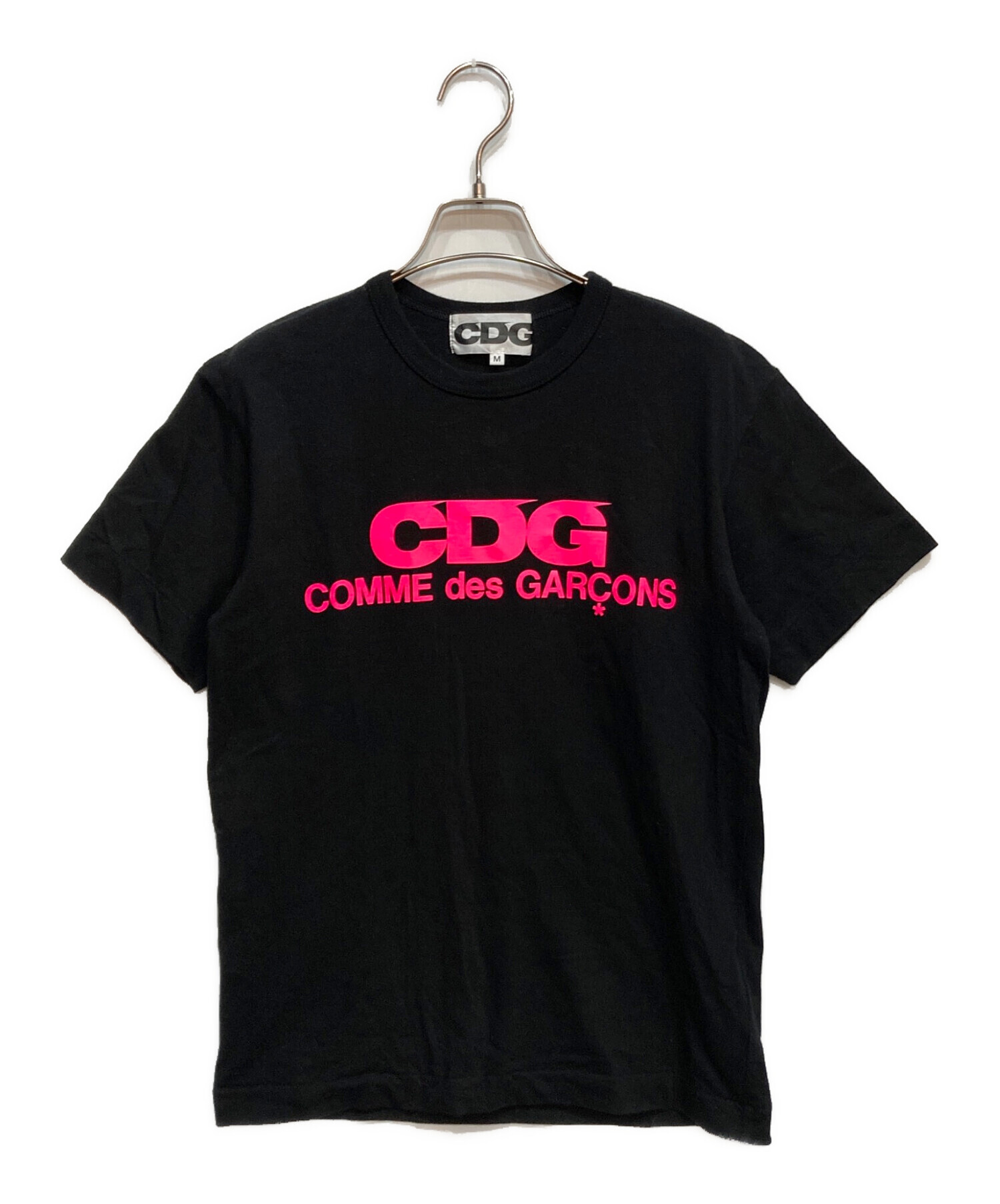 CDG シーディージー カジュアルシャツ S ピンク 【古着】【中古】【送料無料】 中古・古着通販】CDG (シーディージー) Pink Logo T-Shirt ブラック