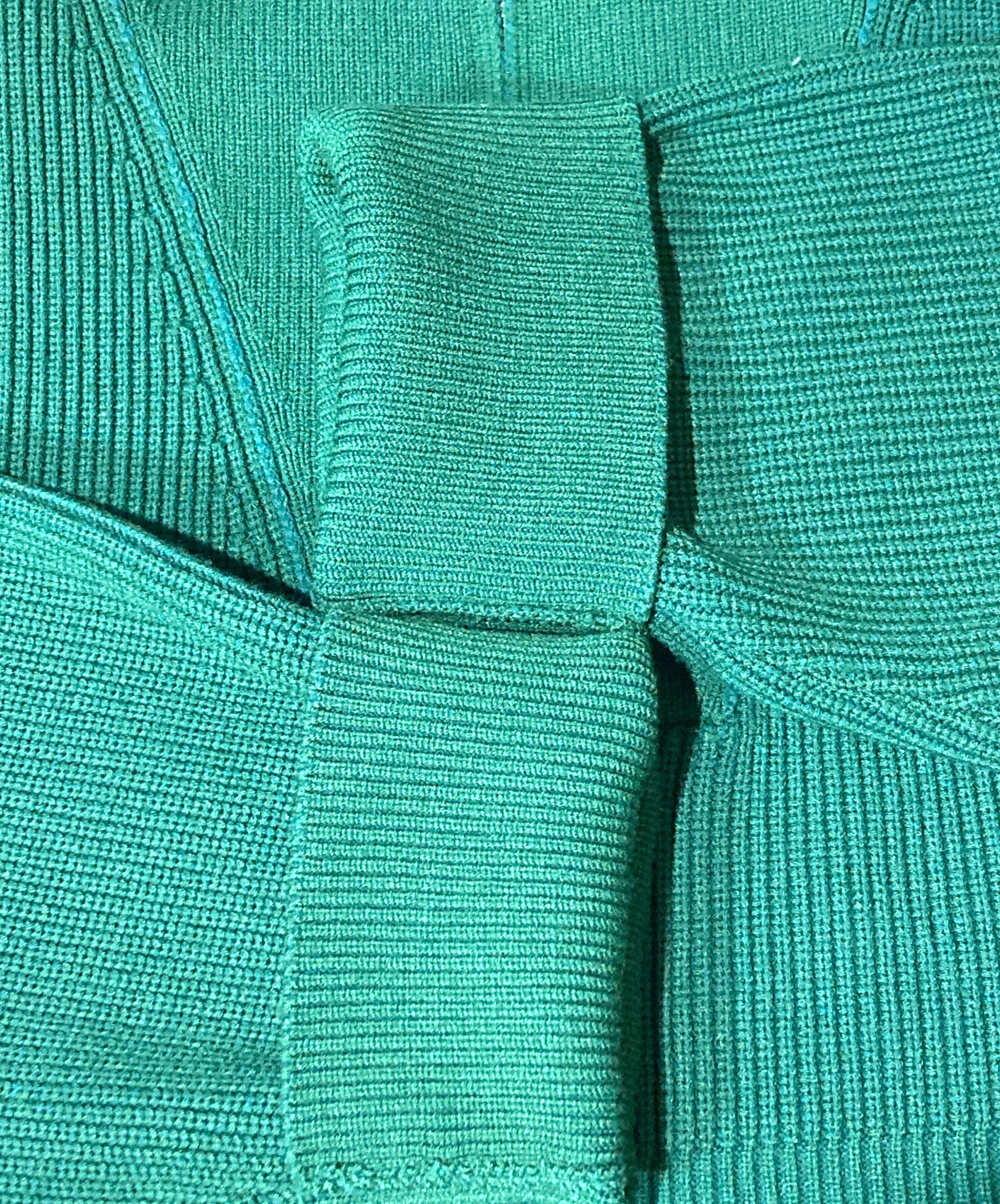 新品・未使用【UN3D.】アンスリード リブコンビ　ショート　トップス UN3D.（アンスリード）の「リブコンビショートトップ（スウェット