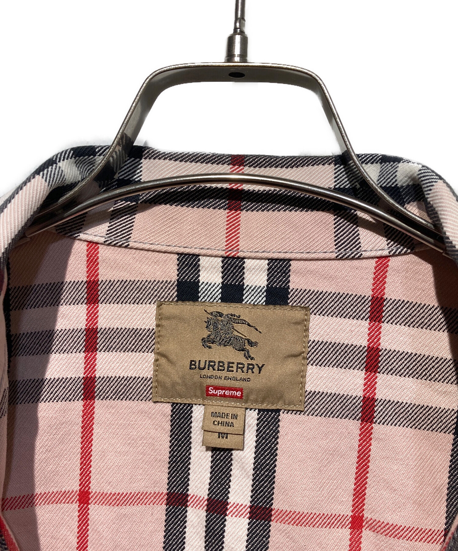 Supreme Burberry DenimTruckerJacket Sサイズ Supreme Burberry Denim Trucker Jacket (SS22) - $298