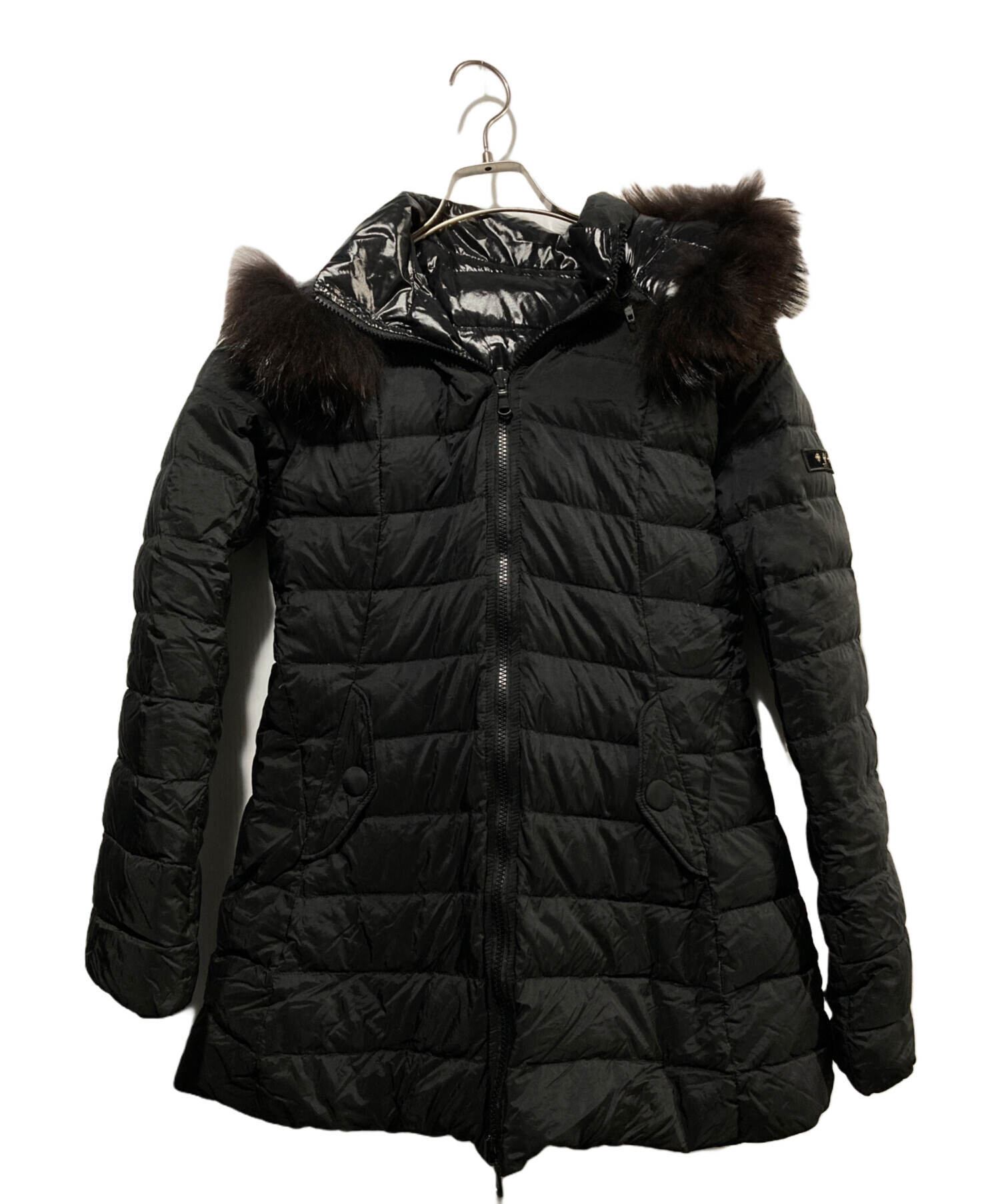 極美品 タトラス ダウンコート エゲリア リバーシブル ブラック レディース M 中古・古着通販】TATRAS (タトラス) エゲリア リバーシブル ダウン