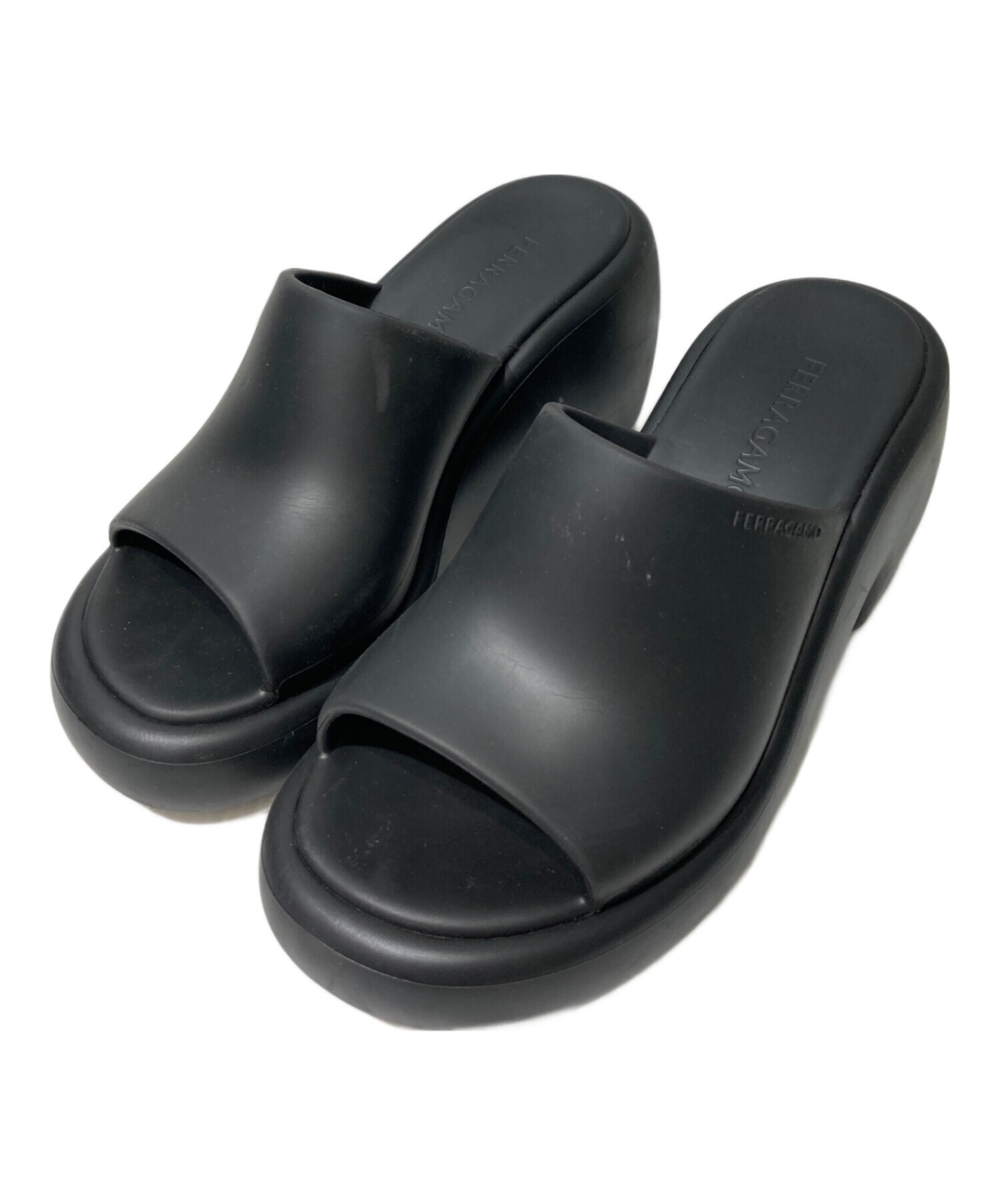 ★サルヴァトーレフェラガモ★バルバトス ラバーサンダル 黒　サイズ8 中古・古着通販】Salvatore Ferragamo (サルヴァトーレ フェラガモ