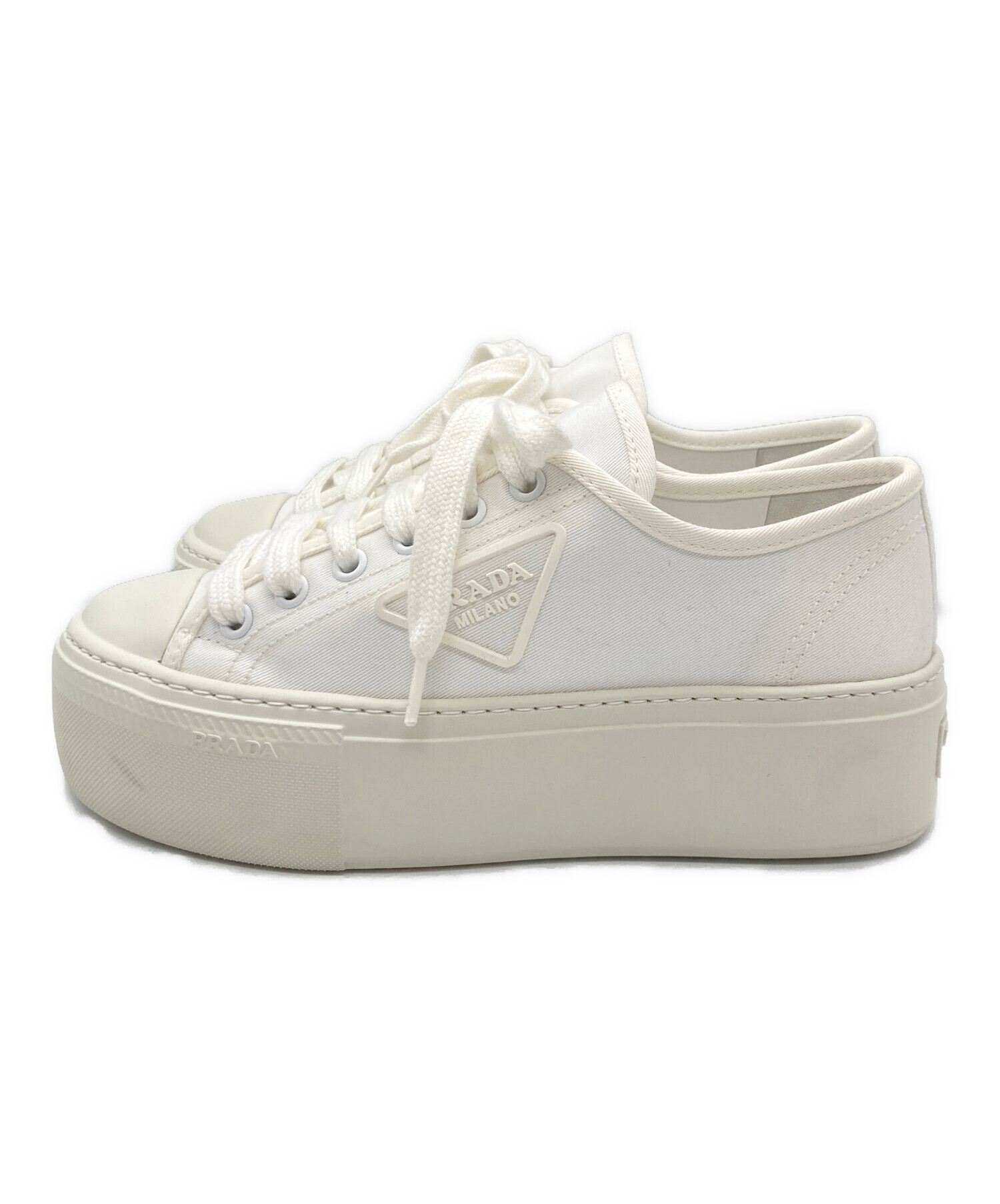 中古・古着通販】PRADA (プラダ) ローカットスニーカー ホワイト 
