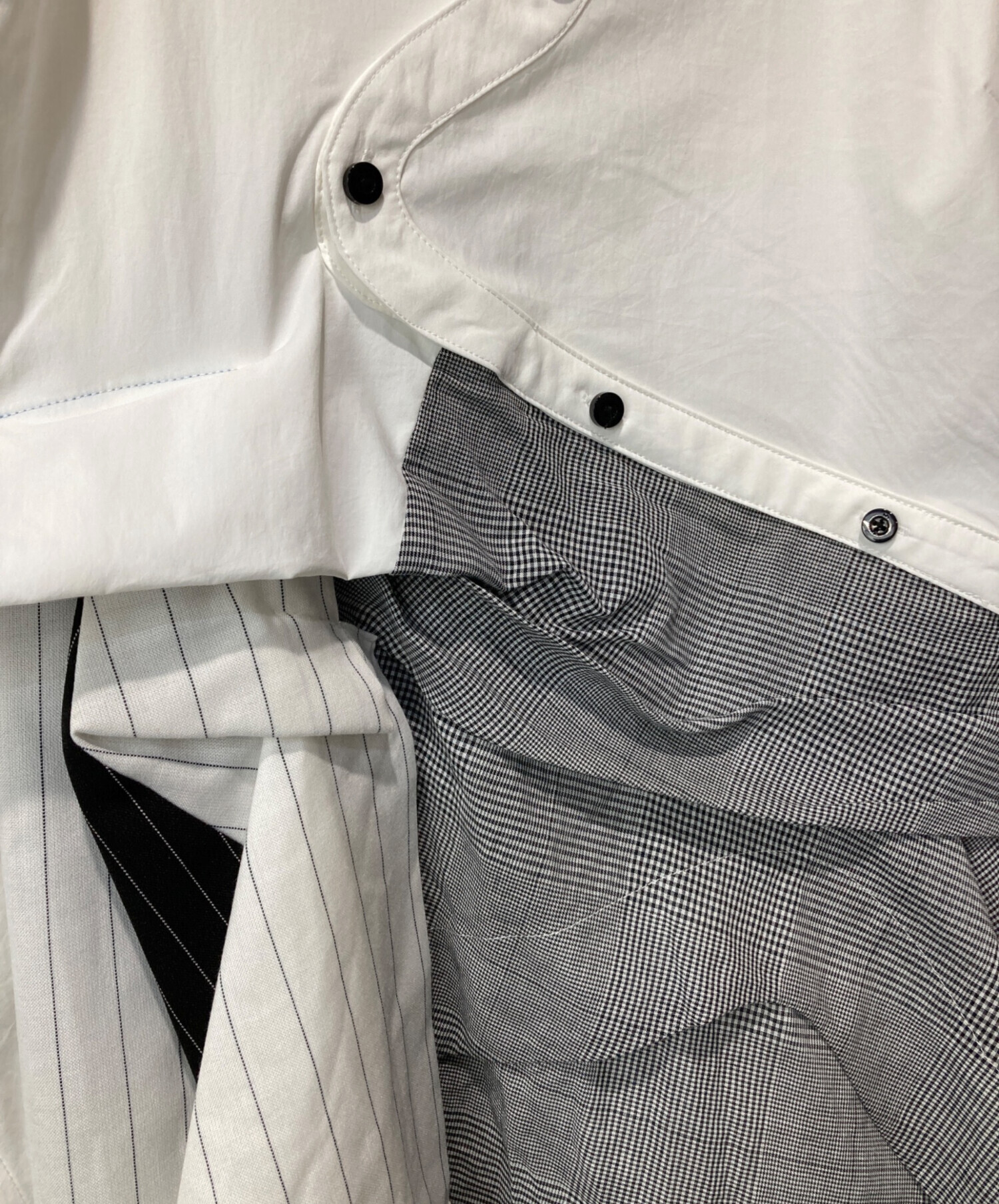 UN3D. アンスリード MA-1 DETAIL SHIRT CAMISOLE ノンスリーブ ブラウス ホワイト レディース 522410400101-01 UN3D.（アンスリード）の「MA-1ディテールシャツキャミソール（シャツ