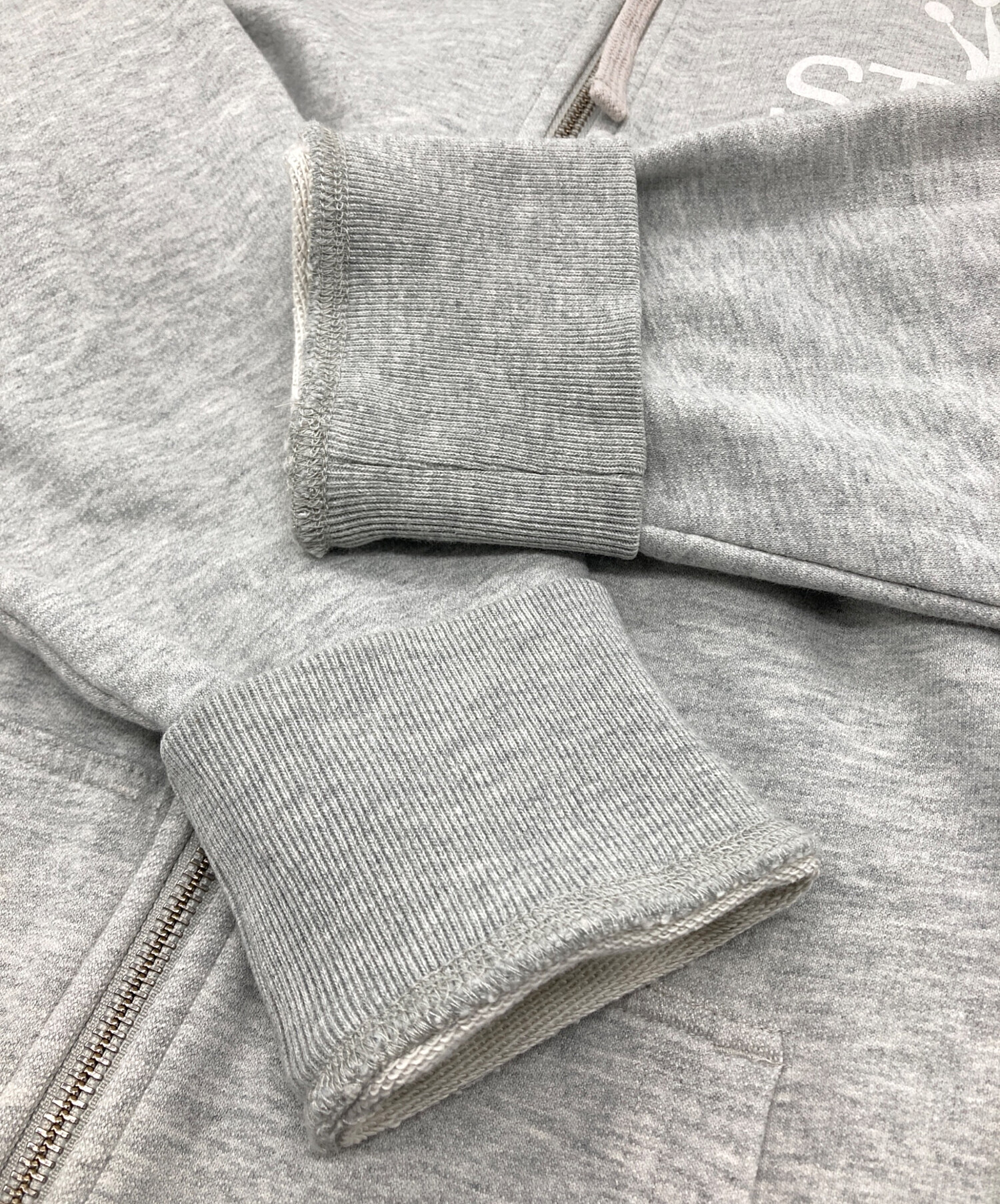 中古・古着通販】stussy (ステューシー) ジップパーカー グレー サイズ