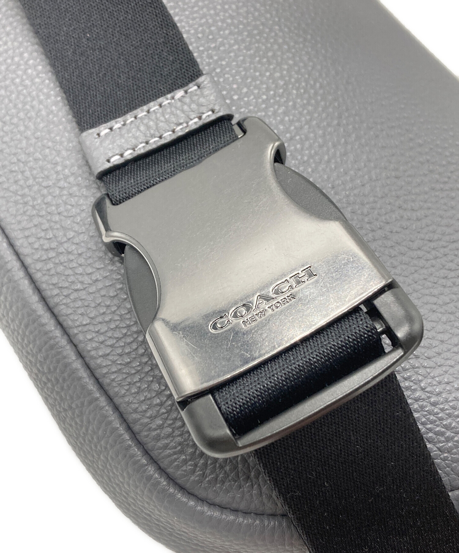 中古・古着通販】COACH (コーチ) エリアス ベルト バッグ グレー