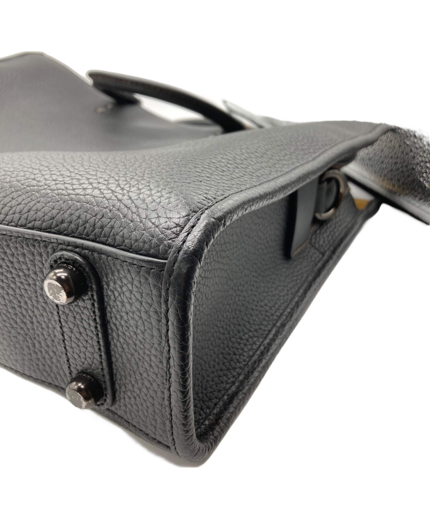 中古・古着通販】COACH (コーチ) ローグ ブリーフ・リジェネラティブ 