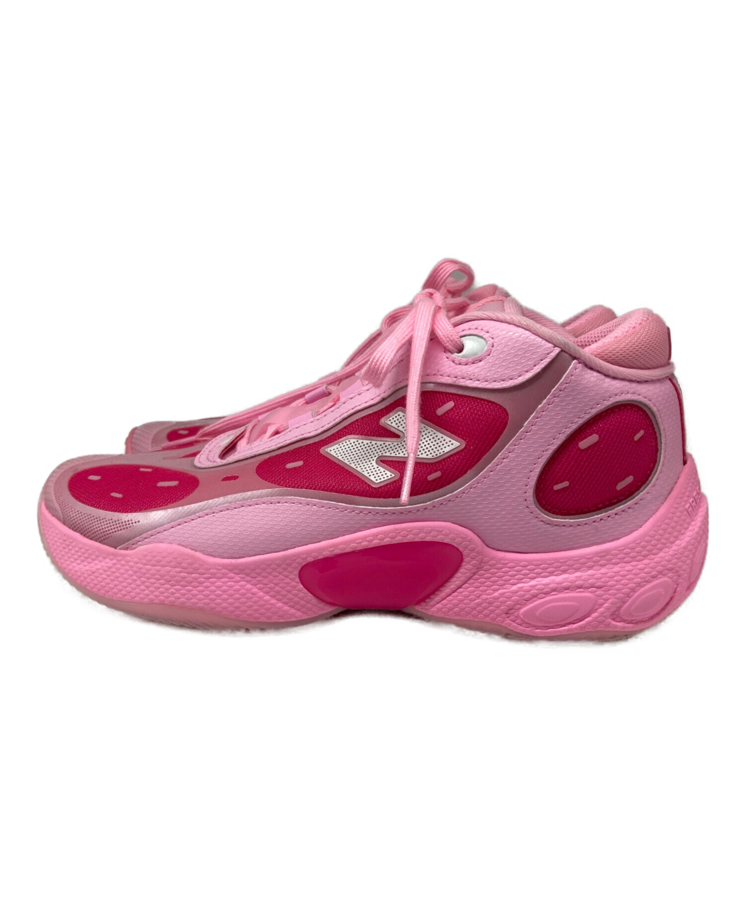 [中古] NEWA リフト newa-pink-24 ピンク 状態良い B品 中古・古着通販】NEW BALANCE (ニューバランス) Fresh Foam BB v3