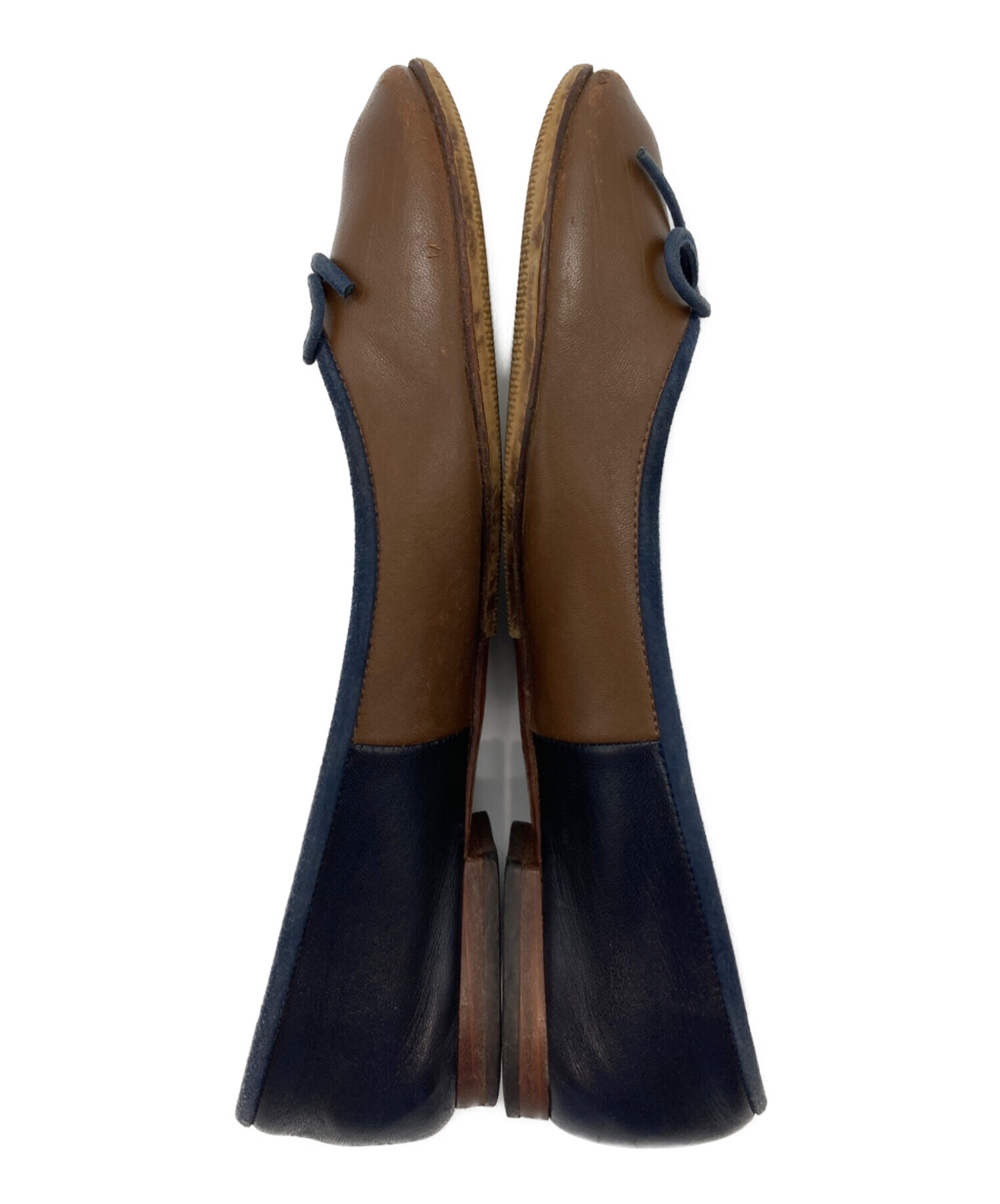 【未使用】セリーヌ　パンプス 中古・古着通販】CELINE (セリーヌ) フラットパンプス ネイビー