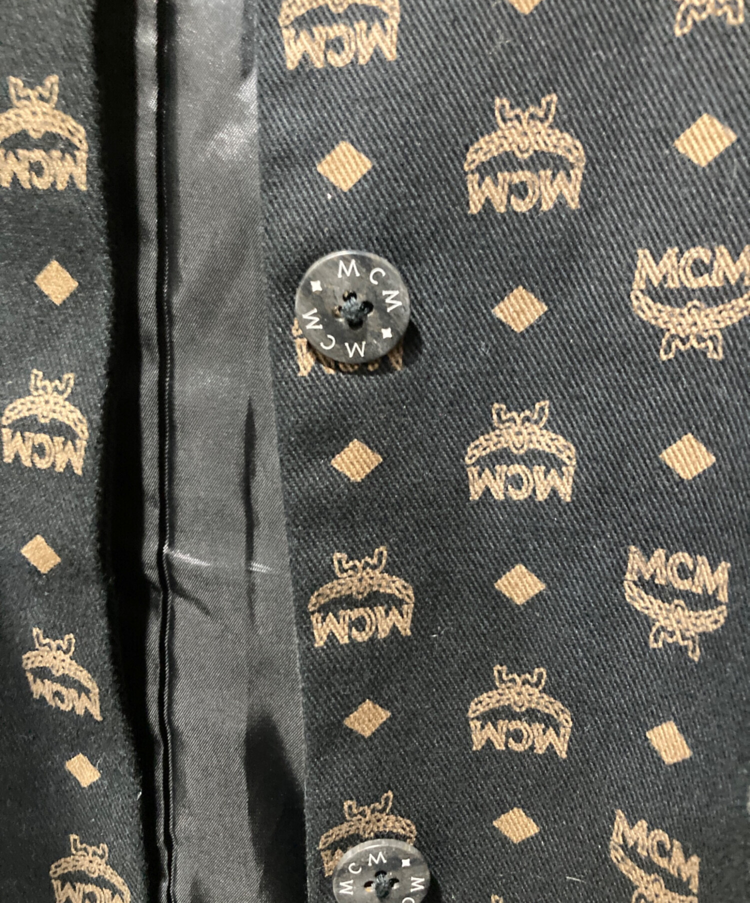 中古・古着通販】MCM (エムシーエム) 総柄マルチロゴジャケット 