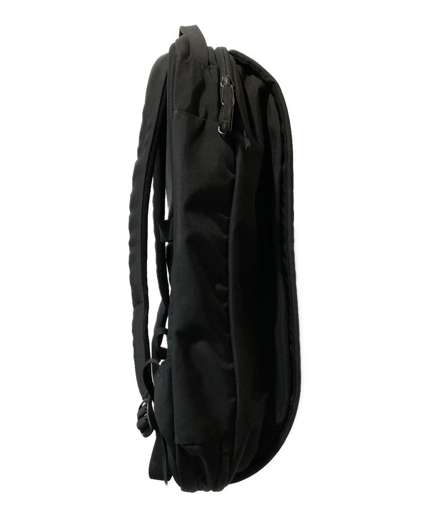 ARC'TERYX アークテリクス BLADE20 バックパック USED 黒 中古・古着通販】ARC'TERYX (アークテリクス) BLADE20 BACKPACK
