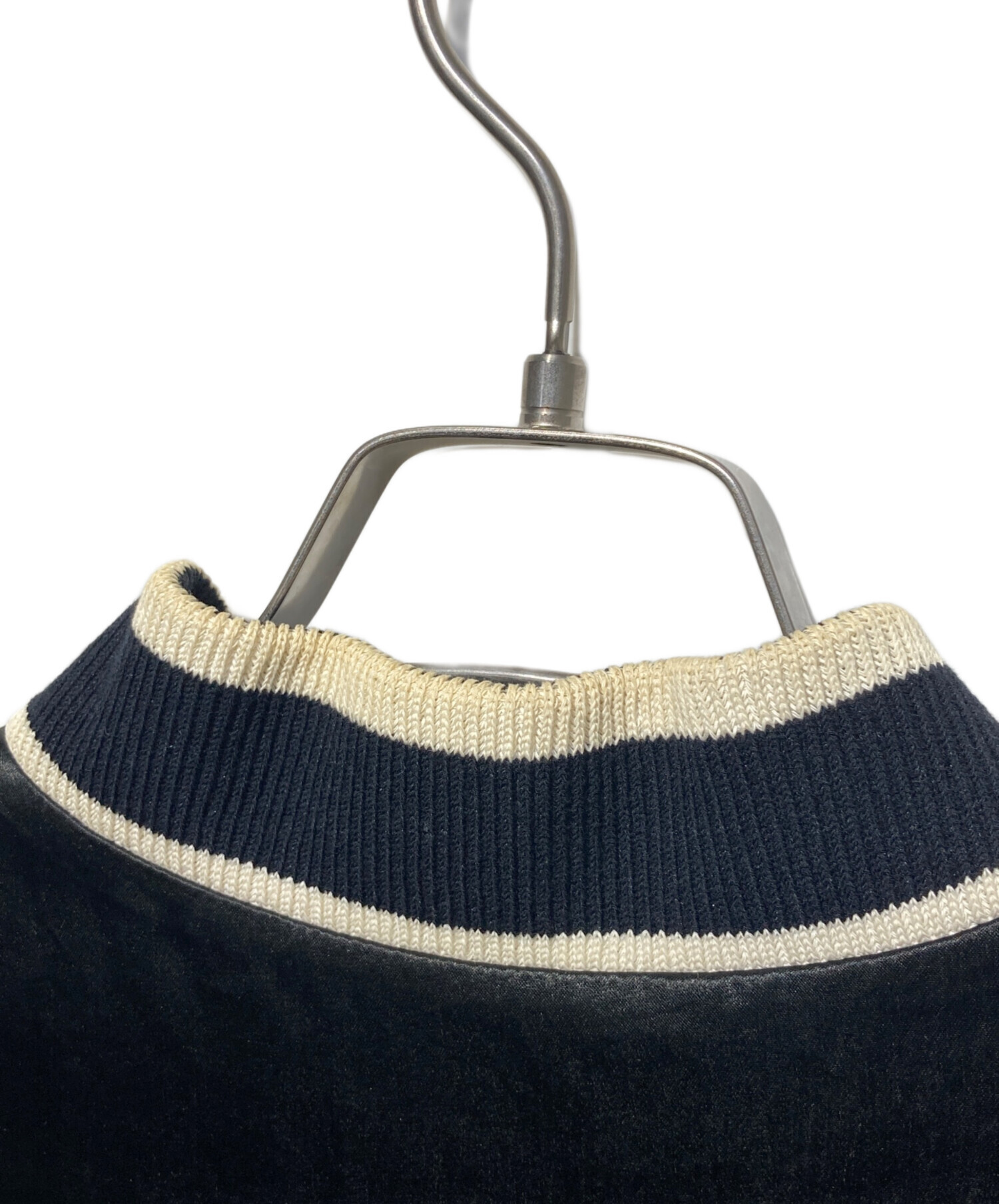 CHANEL サテン 長袖ジャケット パールボタン ホワイト 38 中古・古着通販】CHANEL (シャネル) パールココボタン シルクサテン