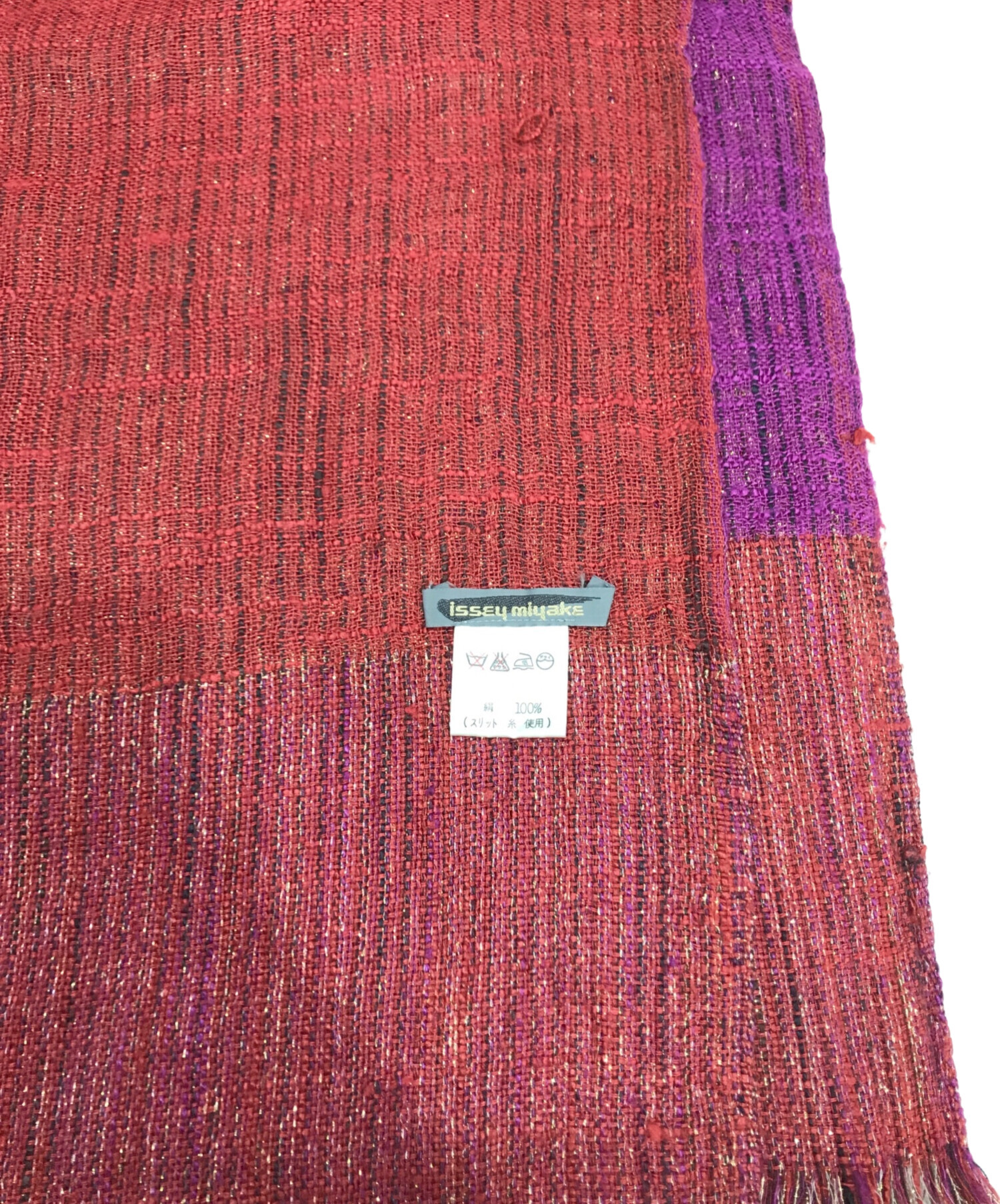 中古・古着通販】ISSEY MIYAKE (イッセイミヤケ) ストール レッド