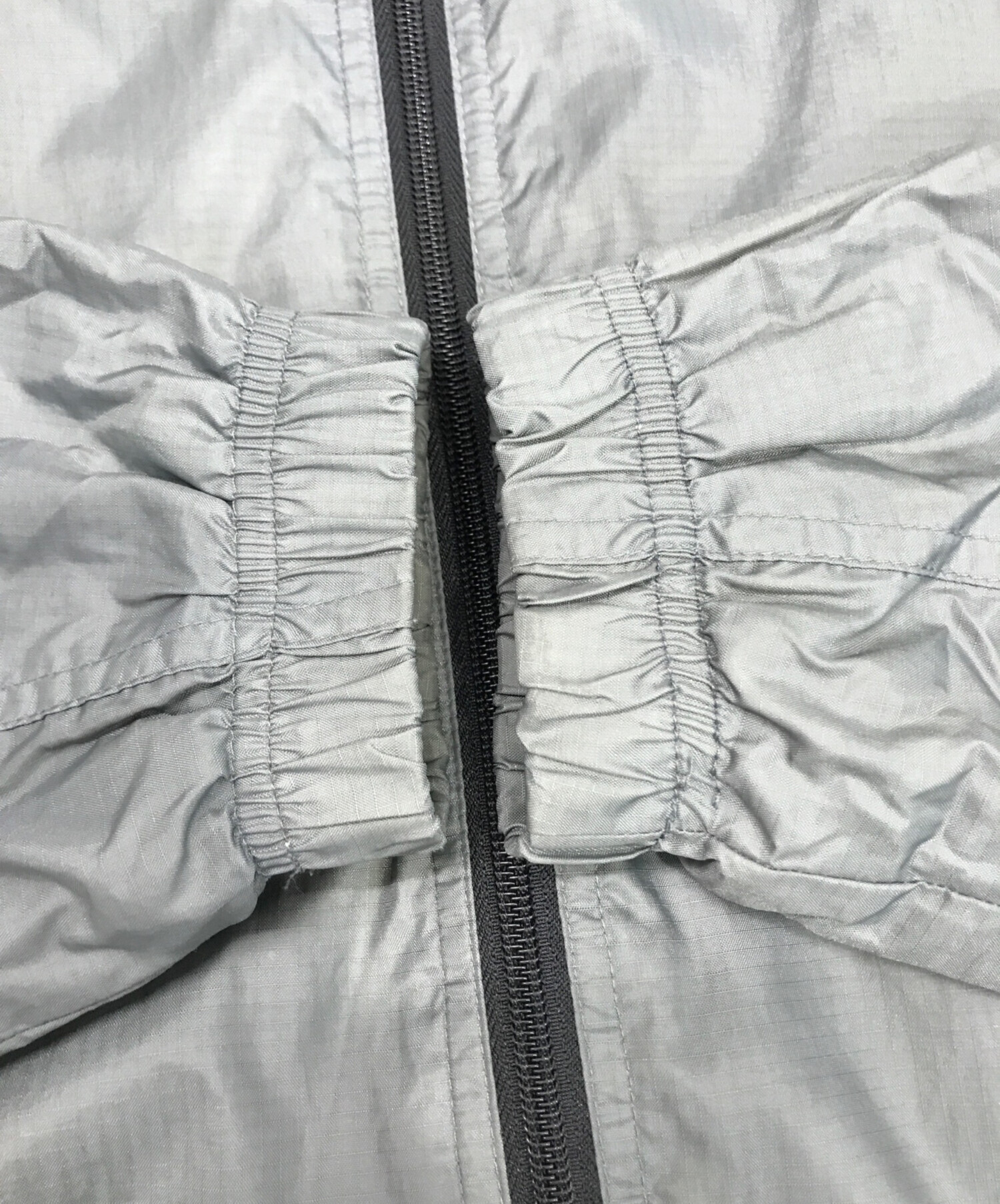 中古・古着通販】GAP (ギャップ) ナイロンジャケット グレー サイズ:M