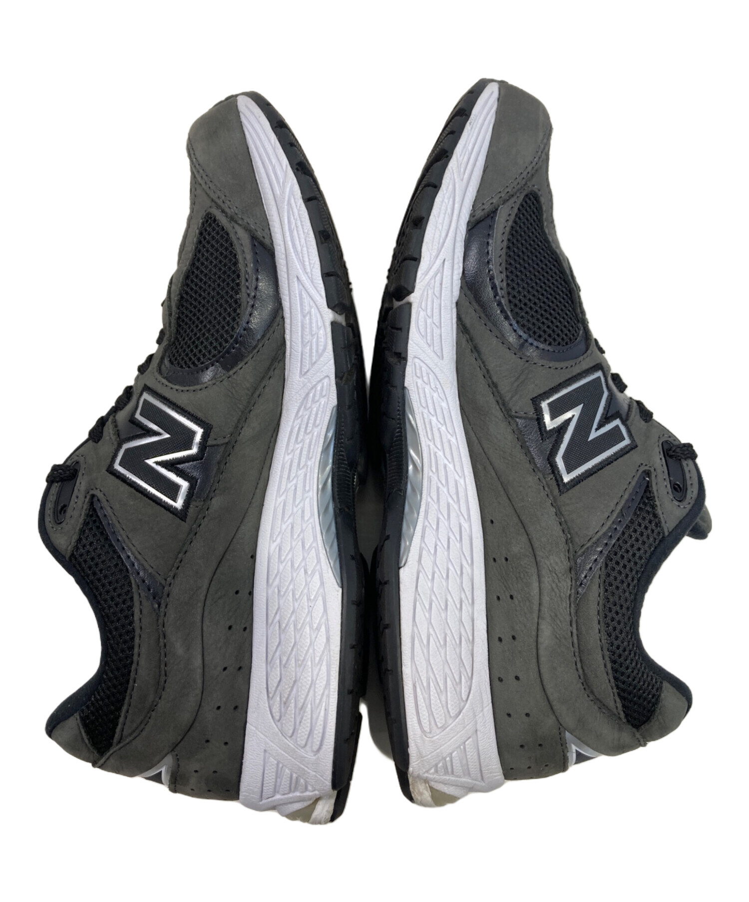【美品】New Balance Miyake ダークグレー スニーカー 中古・古着通販】NEW BALANCE (ニューバランス) スニーカー