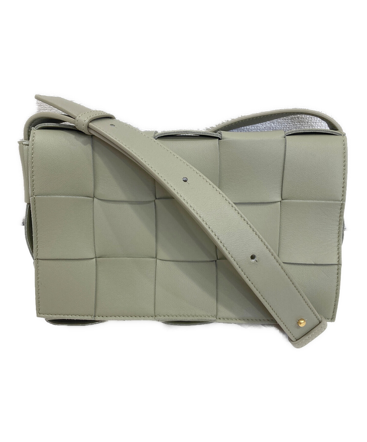 BOTTEGA VENETA ボッテガベネタ ショルダーバッグ  カーキ 【古着】【中古】【送料無料】 BOTTEGA VENETA - BOTTEGA VENETA ボッテガベネタ ショルダーバッグ 緑