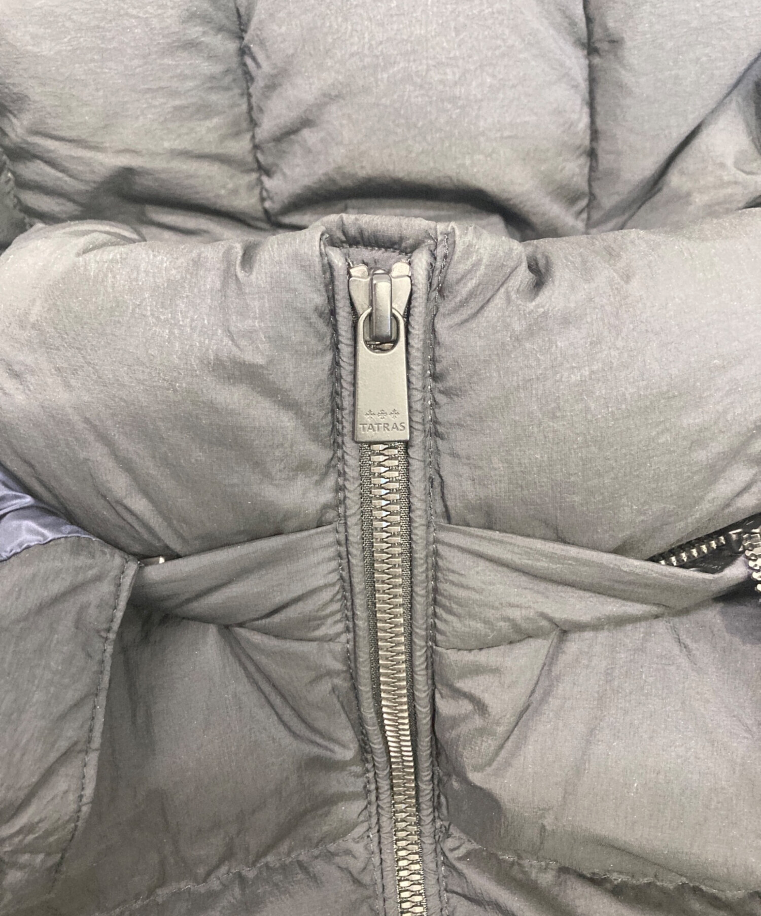 中古・古着通販】TATRAS (タトラス) ダウンベスト ブラック サイズ:03