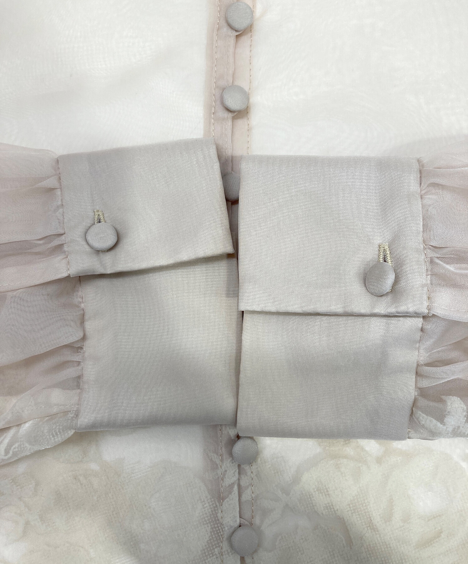 中古・古着通販AMERI (アメリ) 2WAYハゼフラワーブラウス ベージュ 