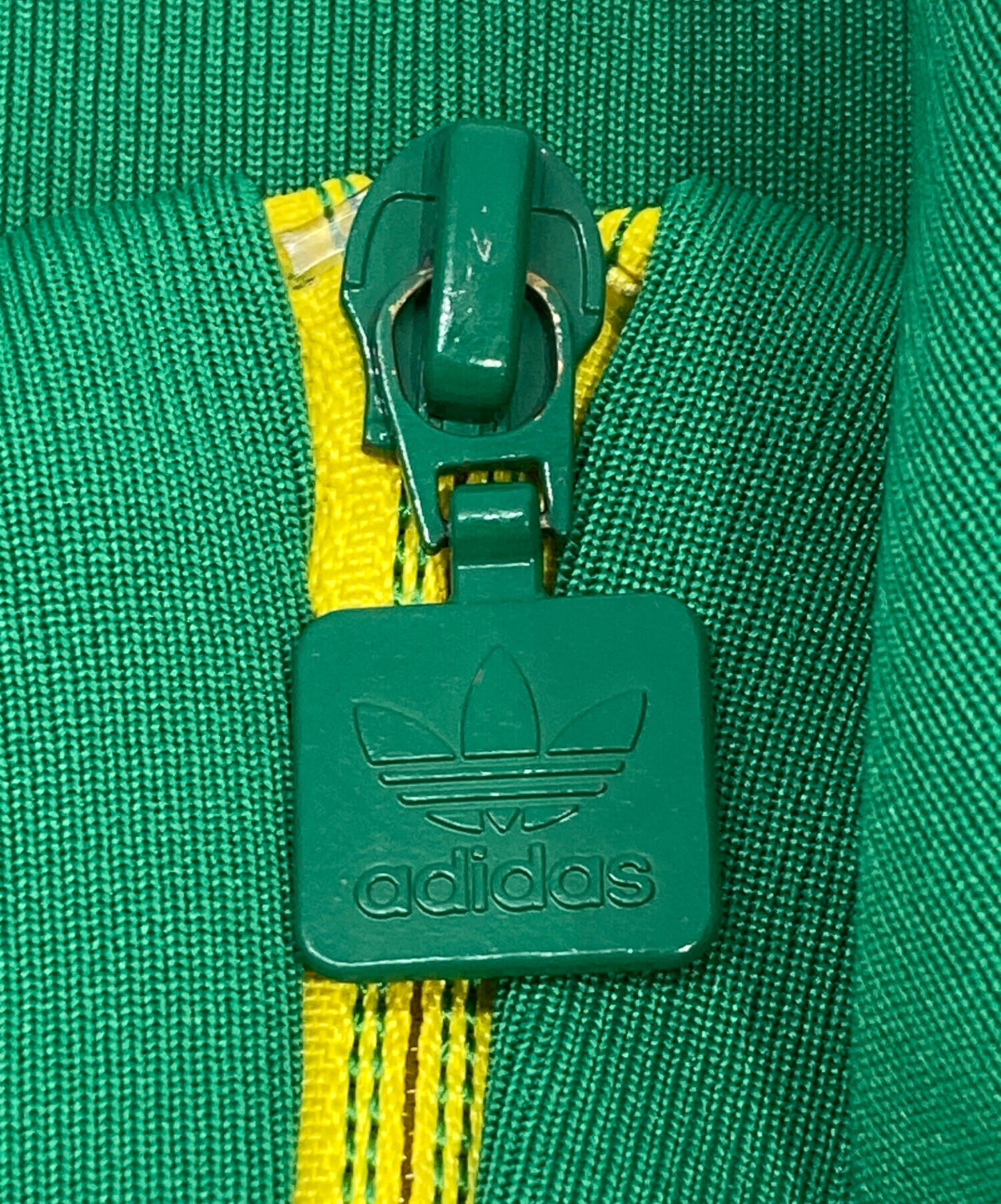 adidas トラックジャケット イエロー×グリーン 中古・古着通販】adidas (アディダス) トラックジャケット イエロー
