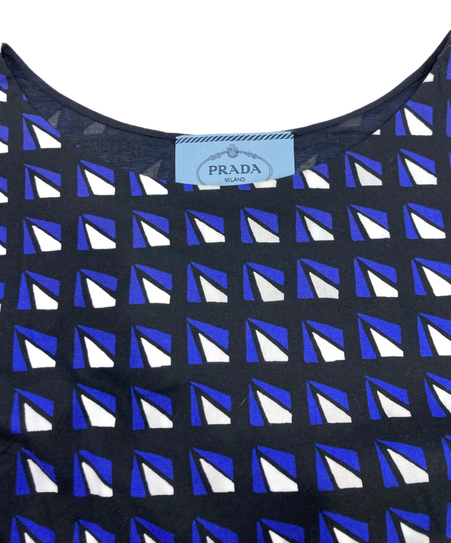 PRADA ライトブルー ノースリーブ ワンピース　プラダ 中古・古着通販】PRADA (プラダ) ワンピース ホワイト サイズ:40