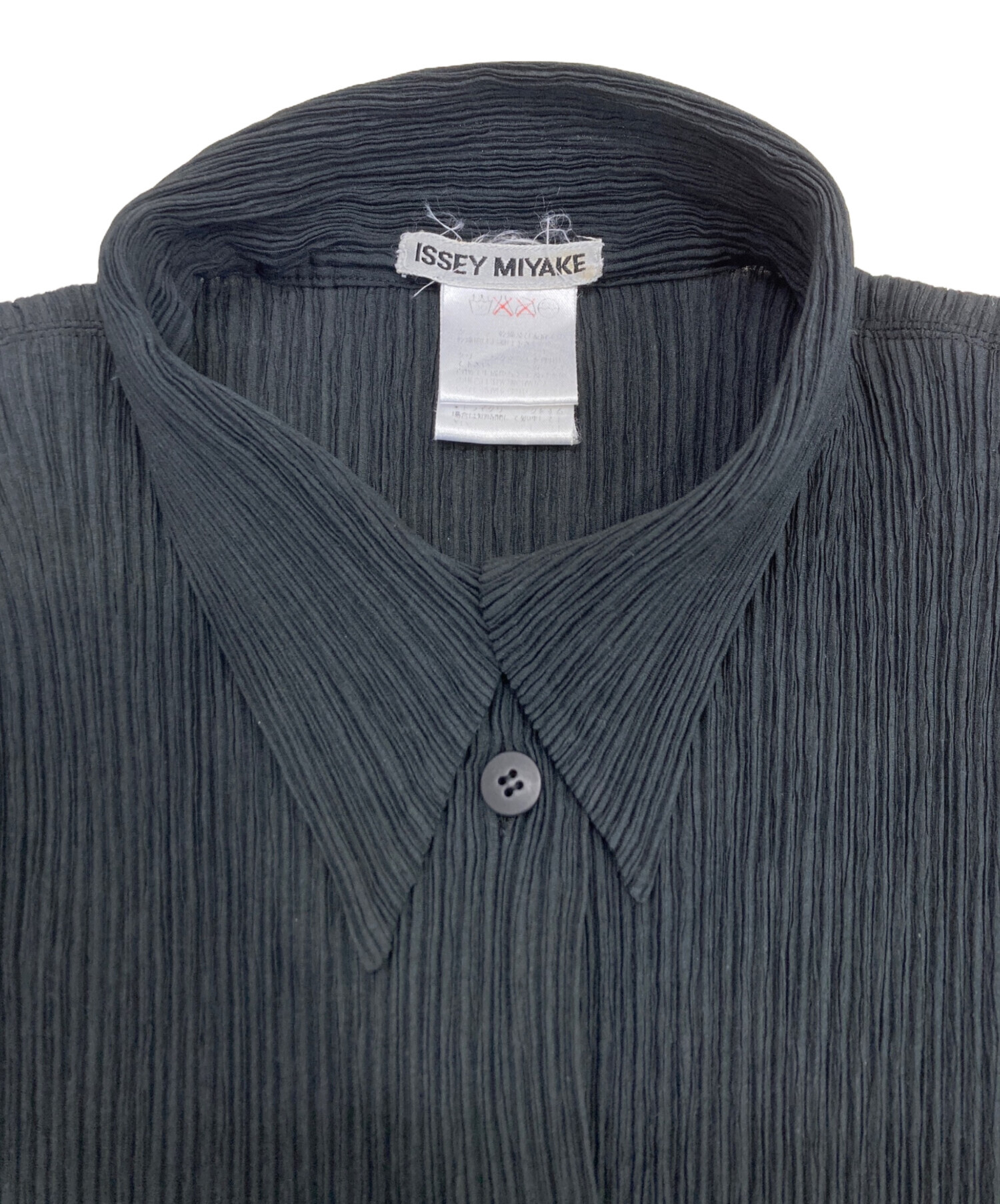 中古・古着通販】ISSEY MIYAKE (イッセイミヤケ) プリーツシャツ