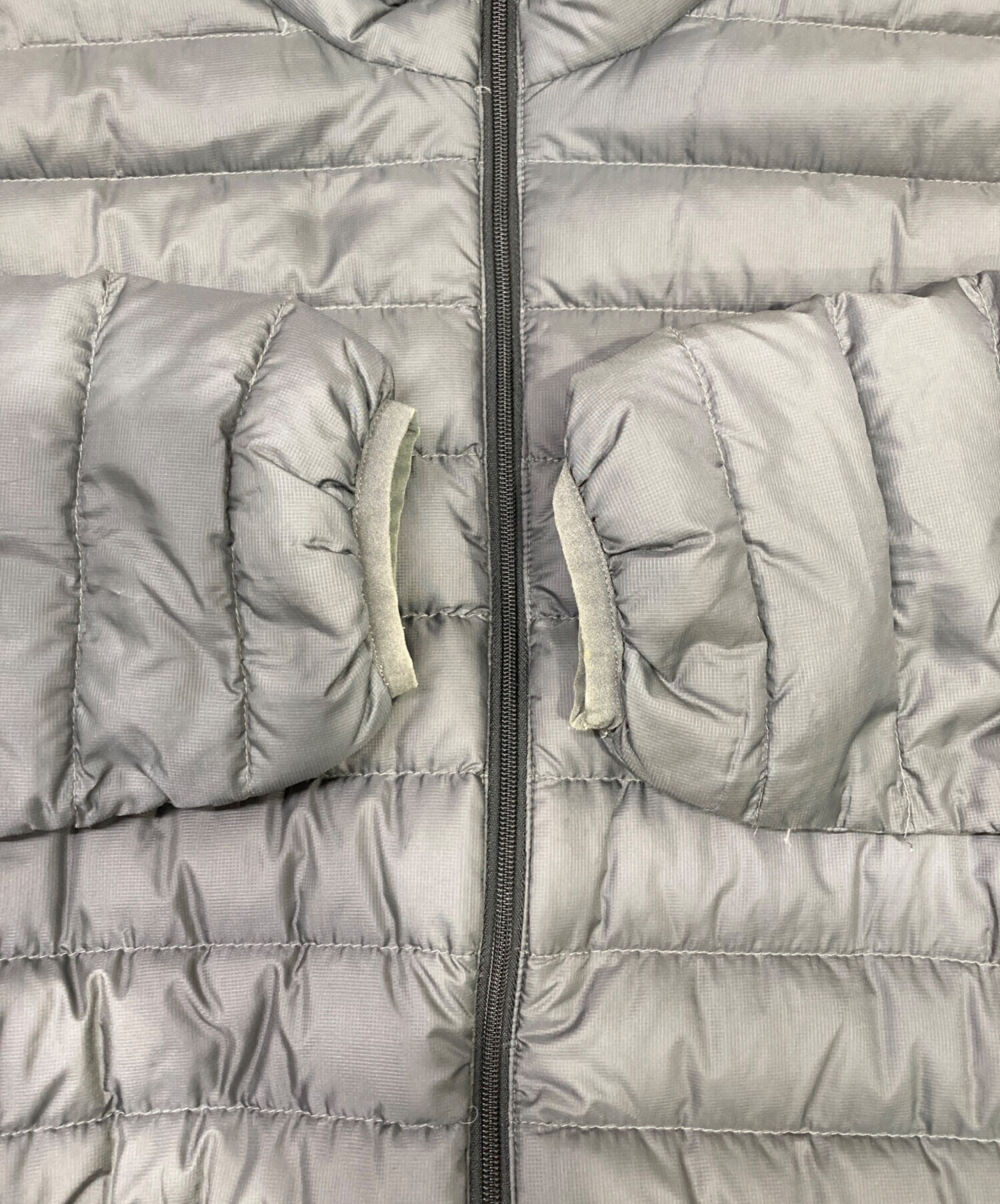 中古・古着通販】Patagonia (パタゴニア) ダウンジャケット グレー