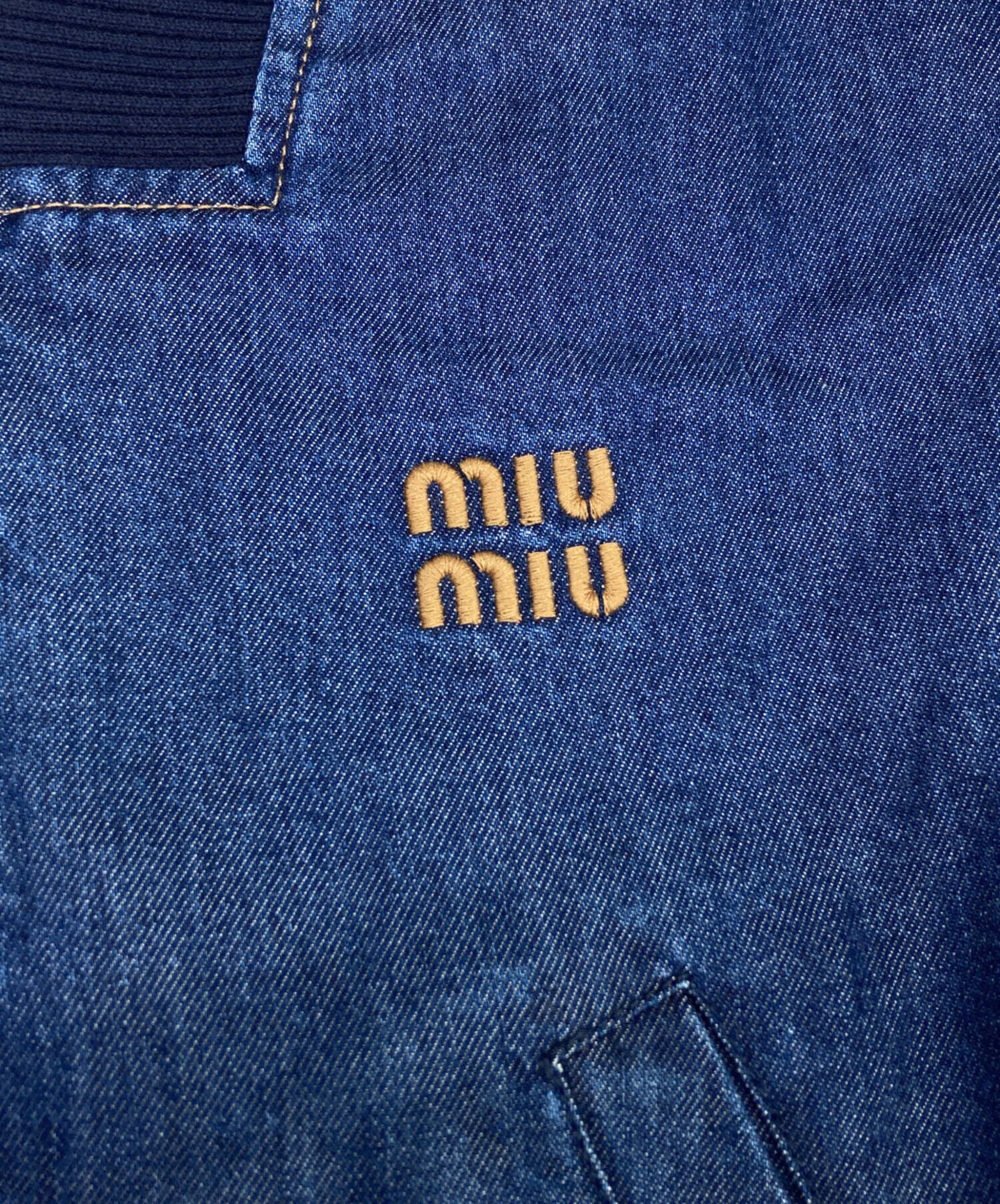中古・古着通販】MIU MIU (ミュウミュウ) クロップドロゴデニム