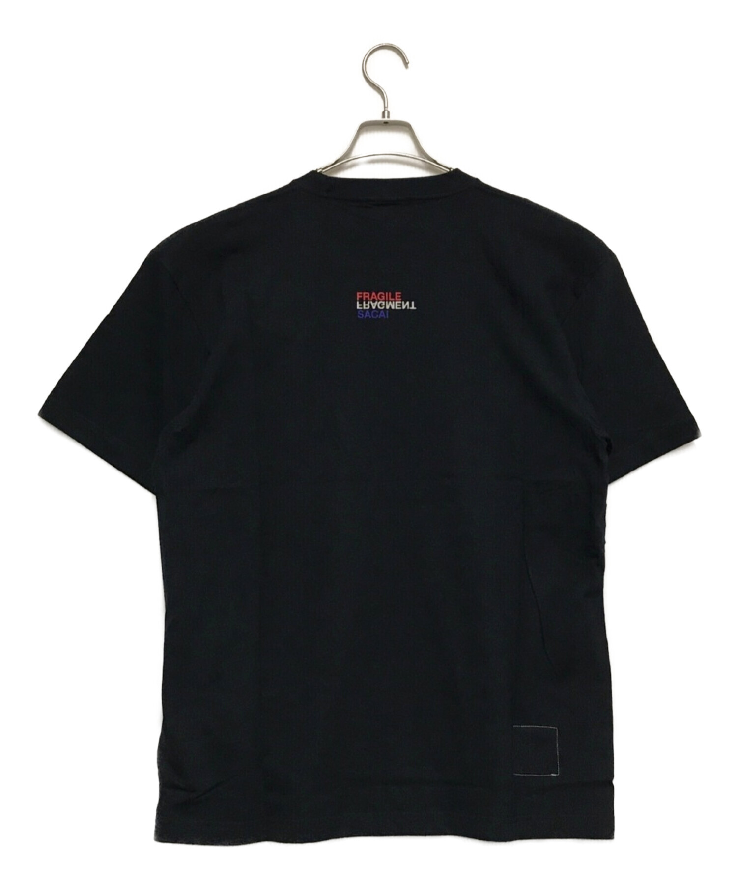 中古・古着通販】sacai×FRAGMENT (サカイ×フラグメント) FRAGILE TEE