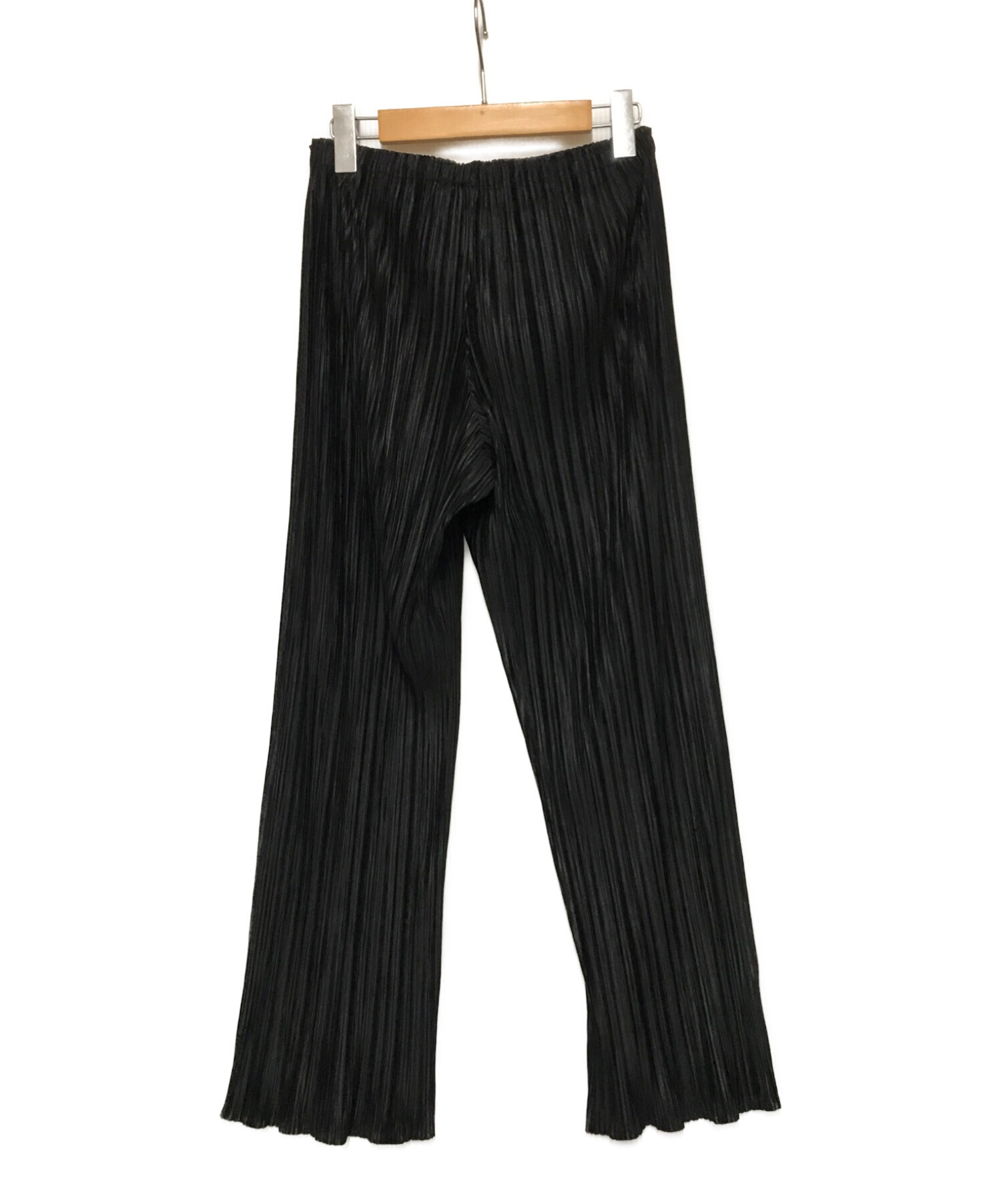 PLEATS PLEASE ブラック プリーツパンツ 中古・古着通販】PLEATS PLEASE (プリーツプリーズ) プリーツパンツ