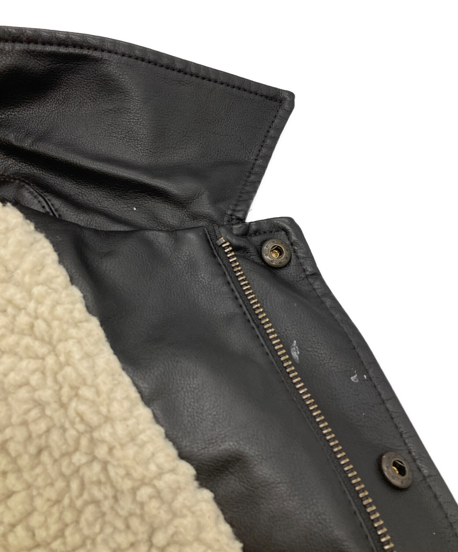 【美品】Levi's フェイクレザージャケット 裏地ボア　 L 中古・古着通販】LEVI'S (リーバイス) 裏ボアフェイクレザージャケット