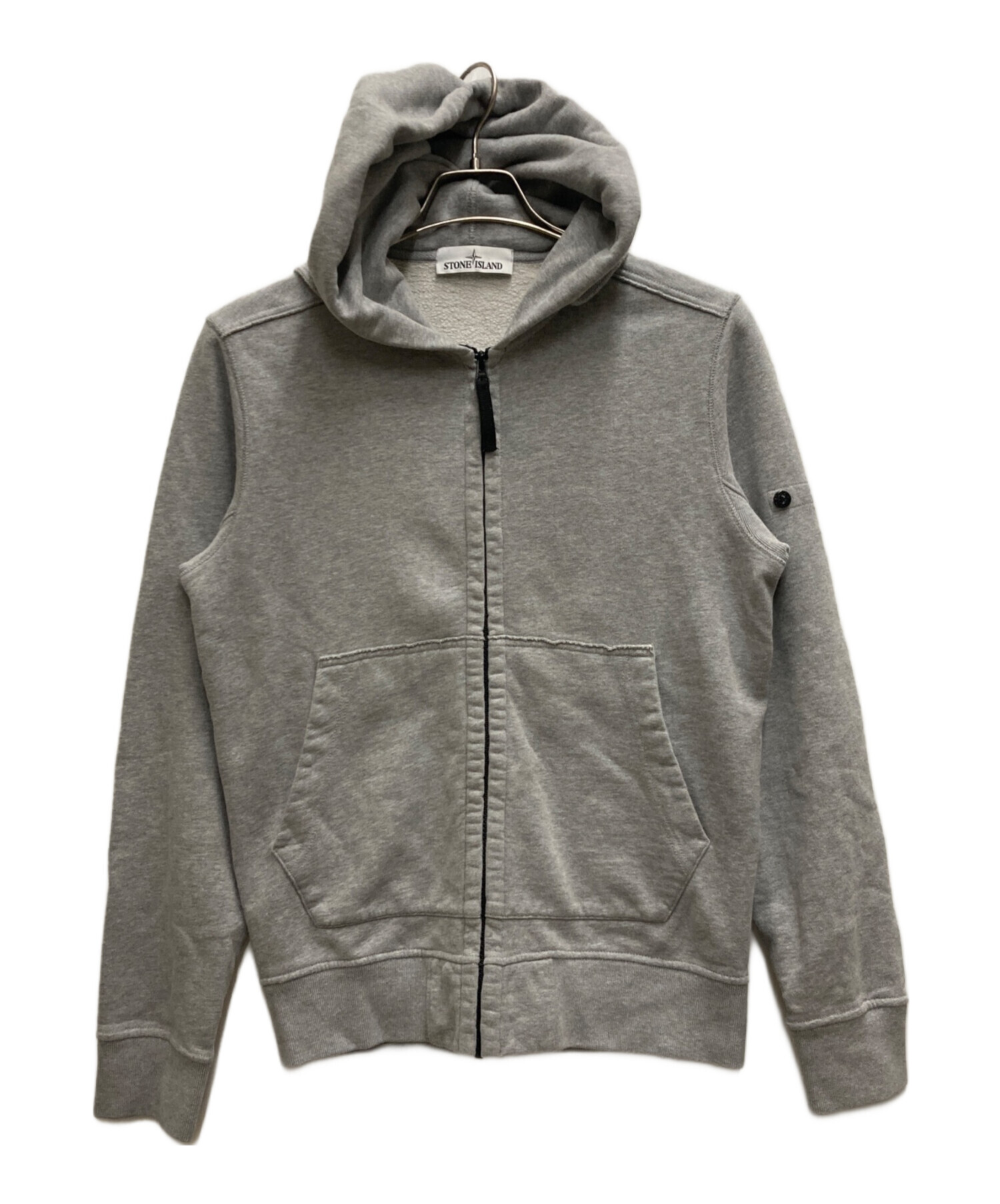 Stone  グレー パーカー 中古・古着通販】STONE ISLAND (ストーンアイランド) ジップパーカー