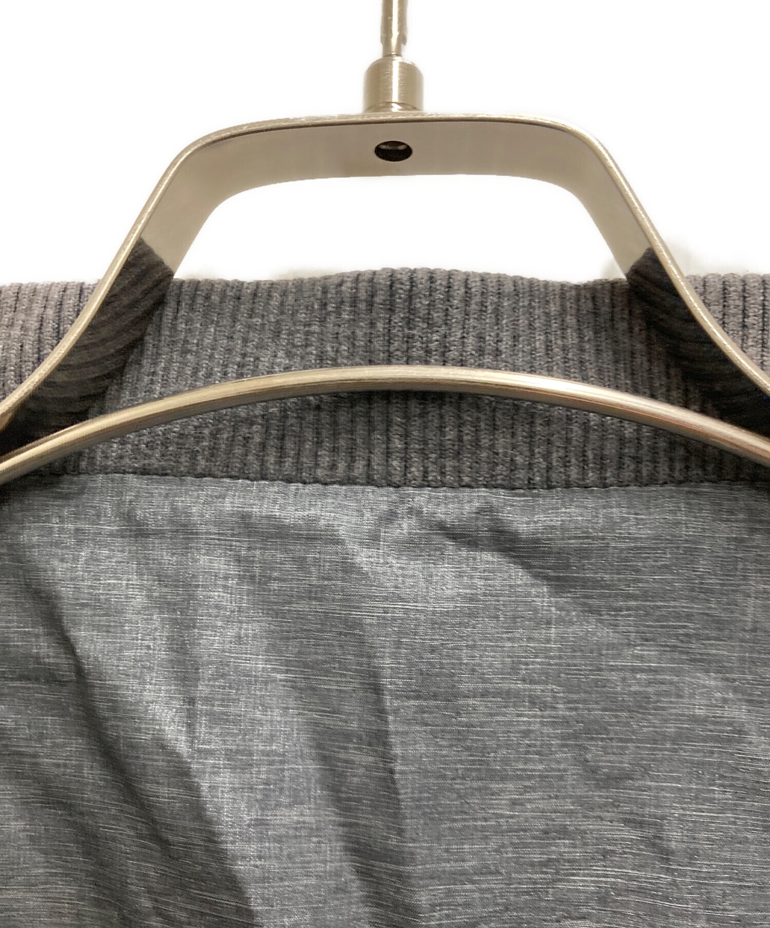 TATRAS ブルゾン　リバーシブル　カモ柄　グレー 中古・古着通販】TATRAS (タトラス) リバーシブルカモ柄ブルゾン