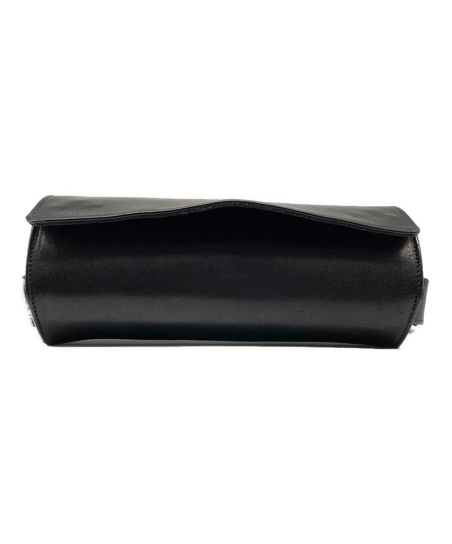 ETRE TOKYO × Inswirl ディアスキンボディバッグ